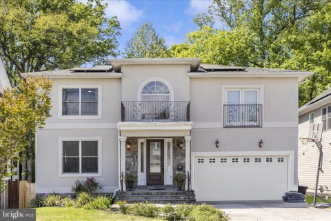 Photo of 10502 Parkwood Drive, KENSINGTON, MD 20895 (MLS # MDMC2229696)