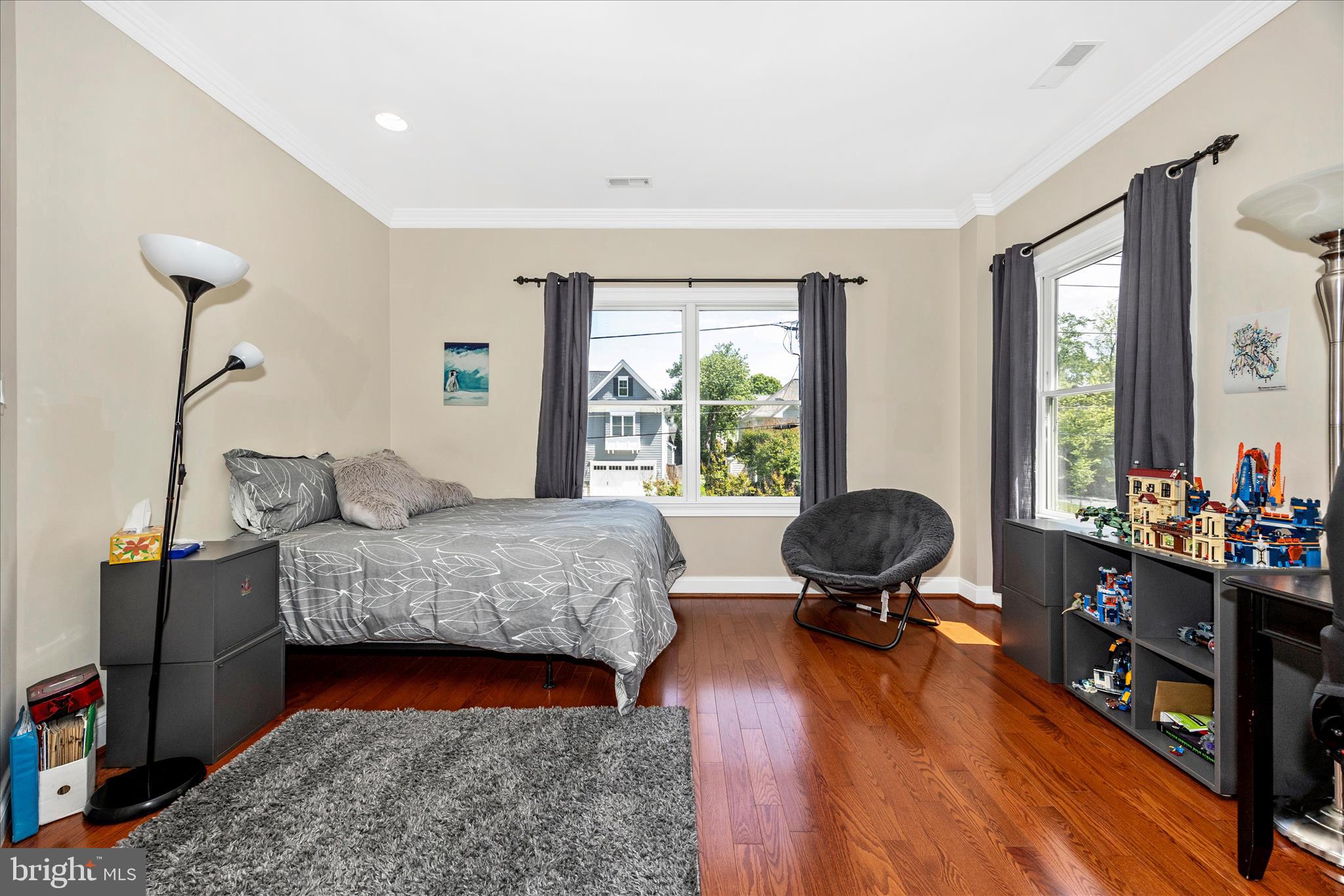 KENSINGTON ESTATES - Residential