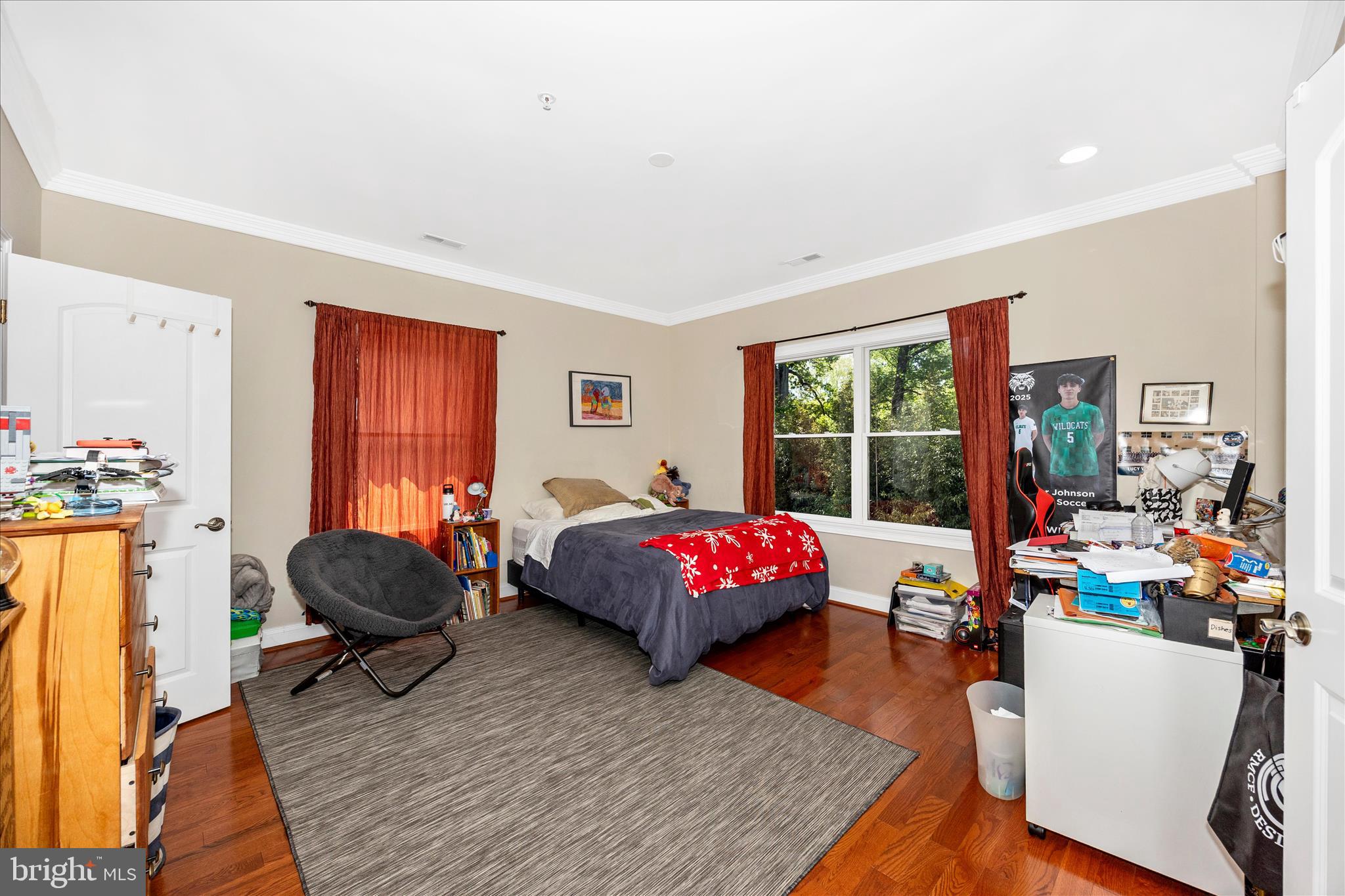 KENSINGTON ESTATES - Residential