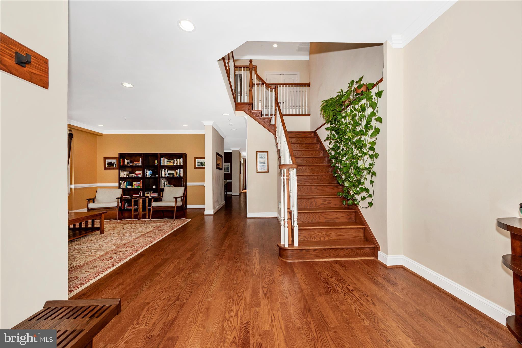 KENSINGTON ESTATES - Residential