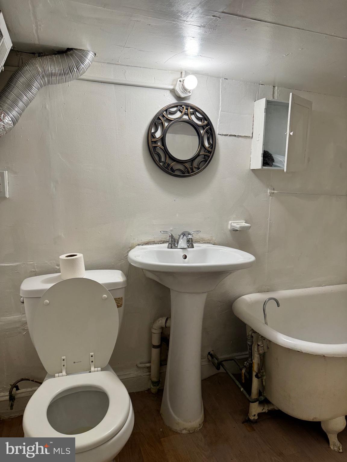 CLIFTON PARK - Residential Lease