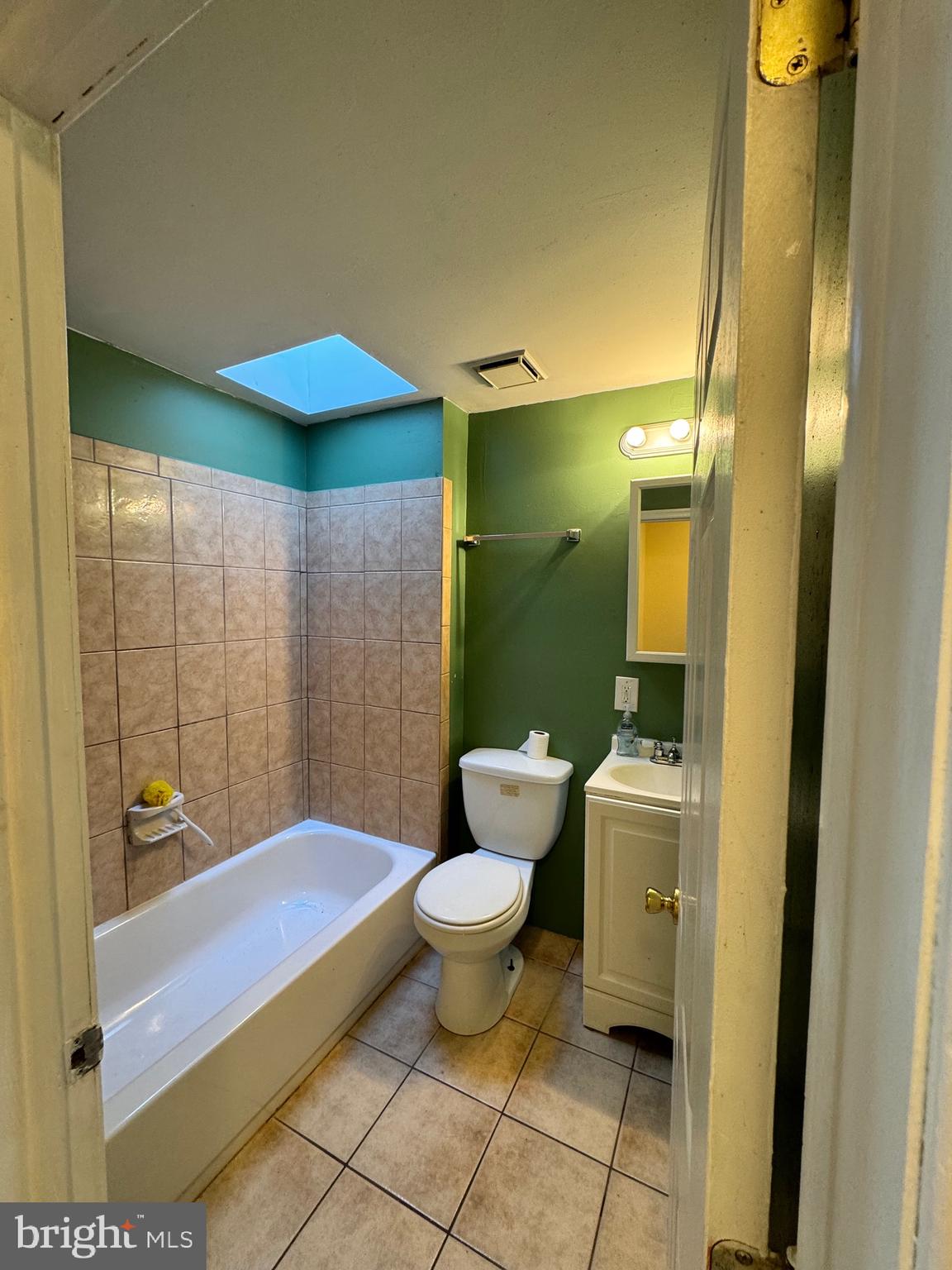 CLIFTON PARK - Residential Lease