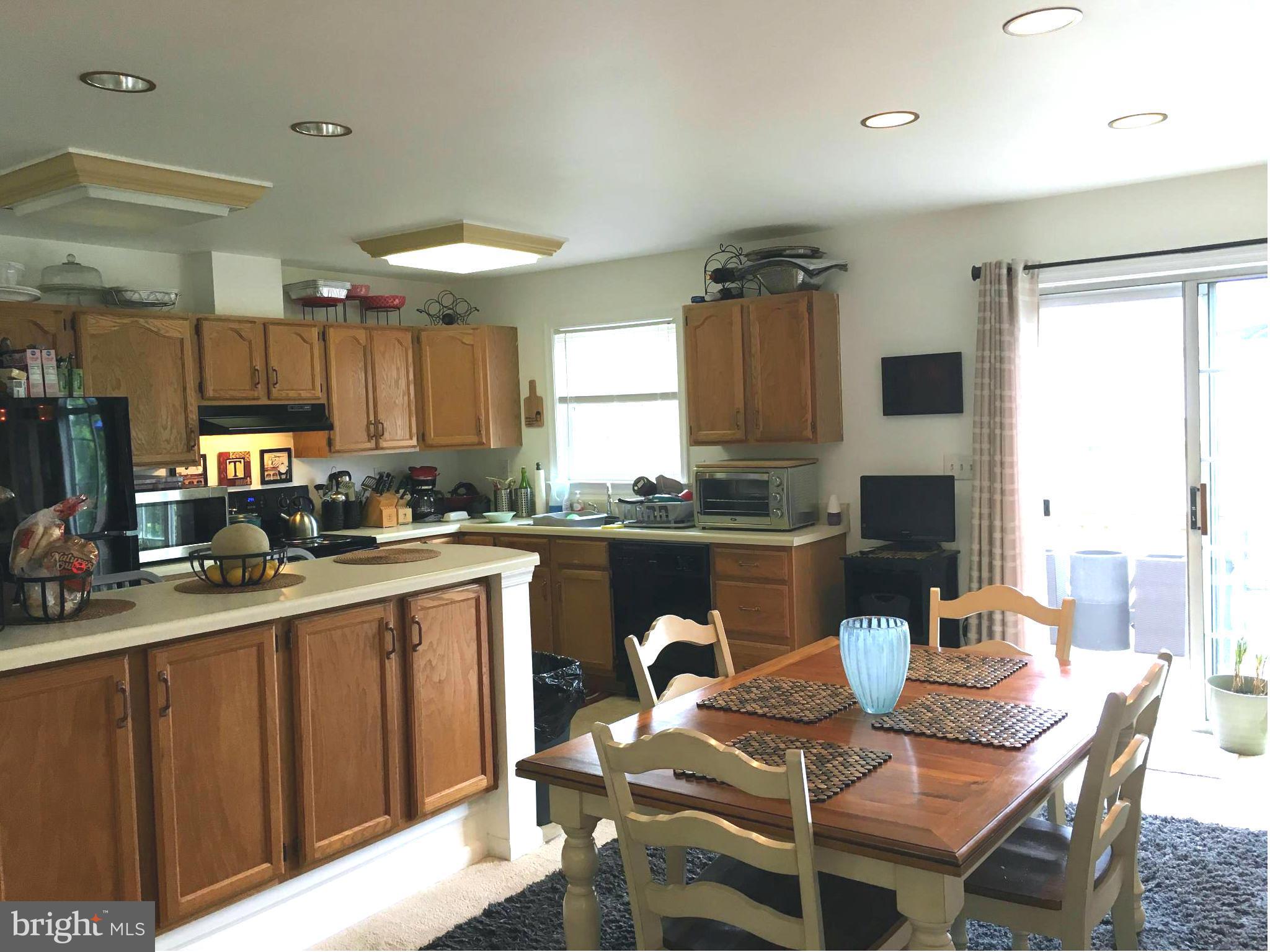 CAROLYN FOREST - Residential