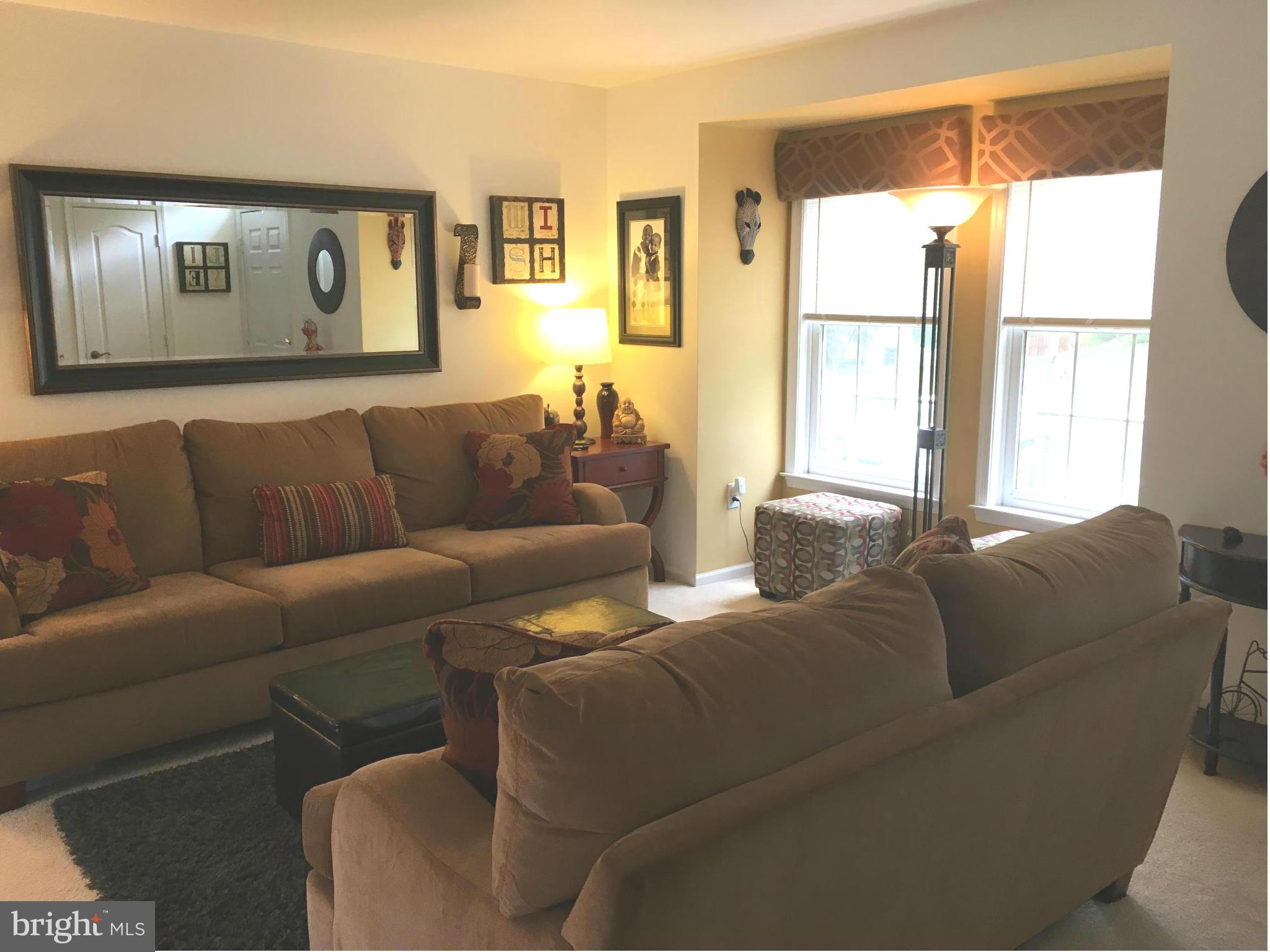 CAROLYN FOREST - Residential