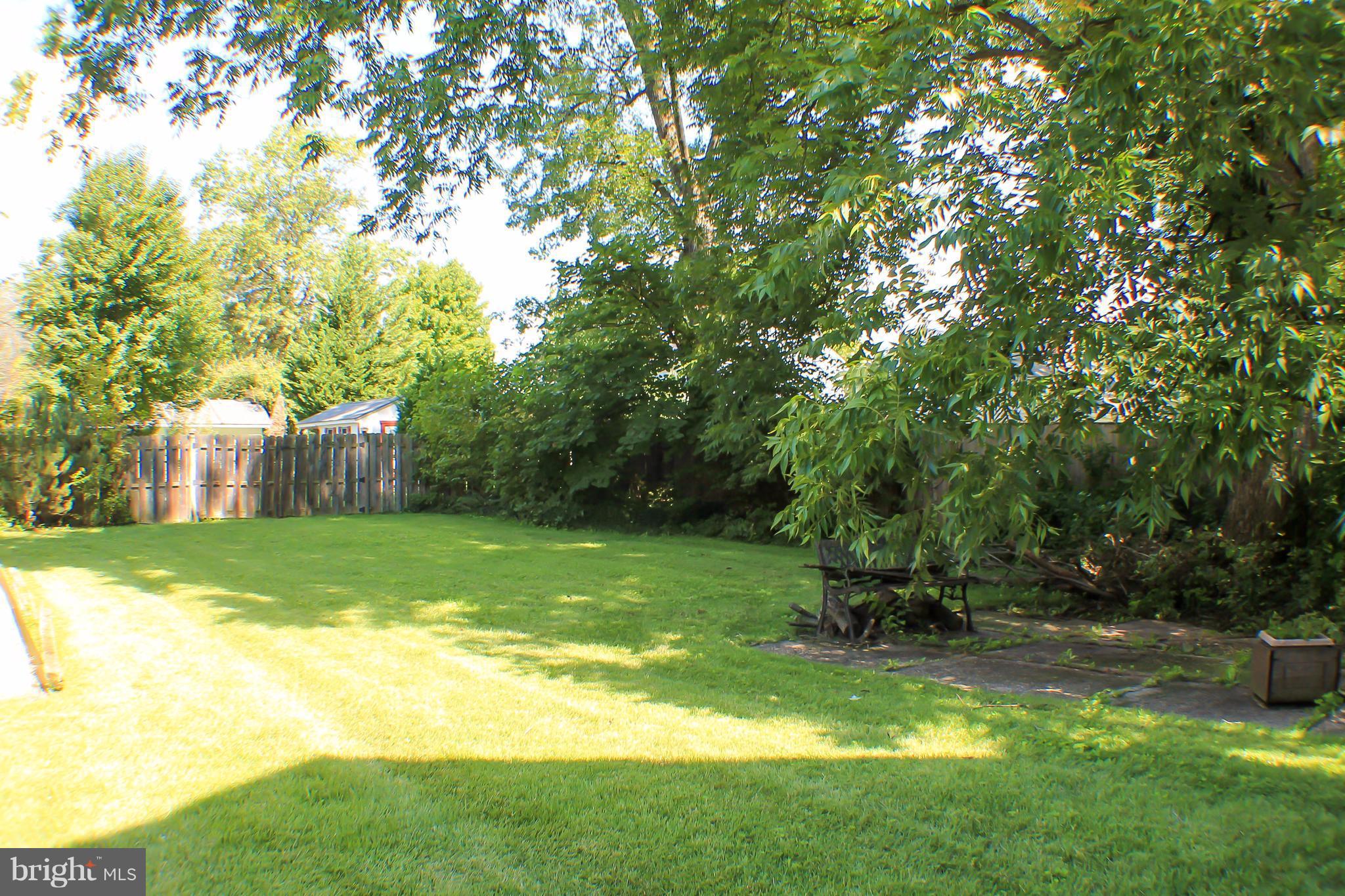 LAUREL - Residential