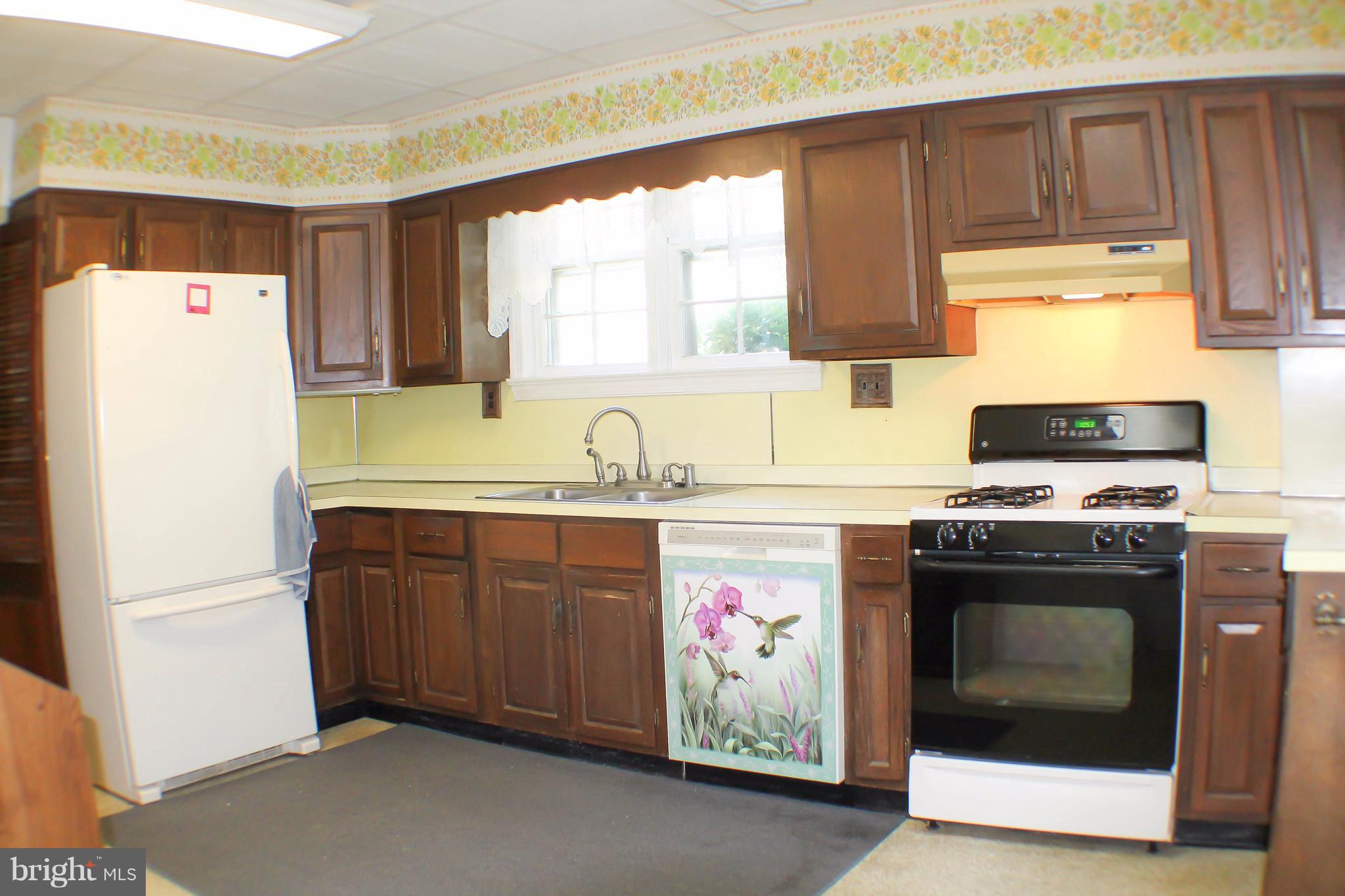 LAUREL - Residential