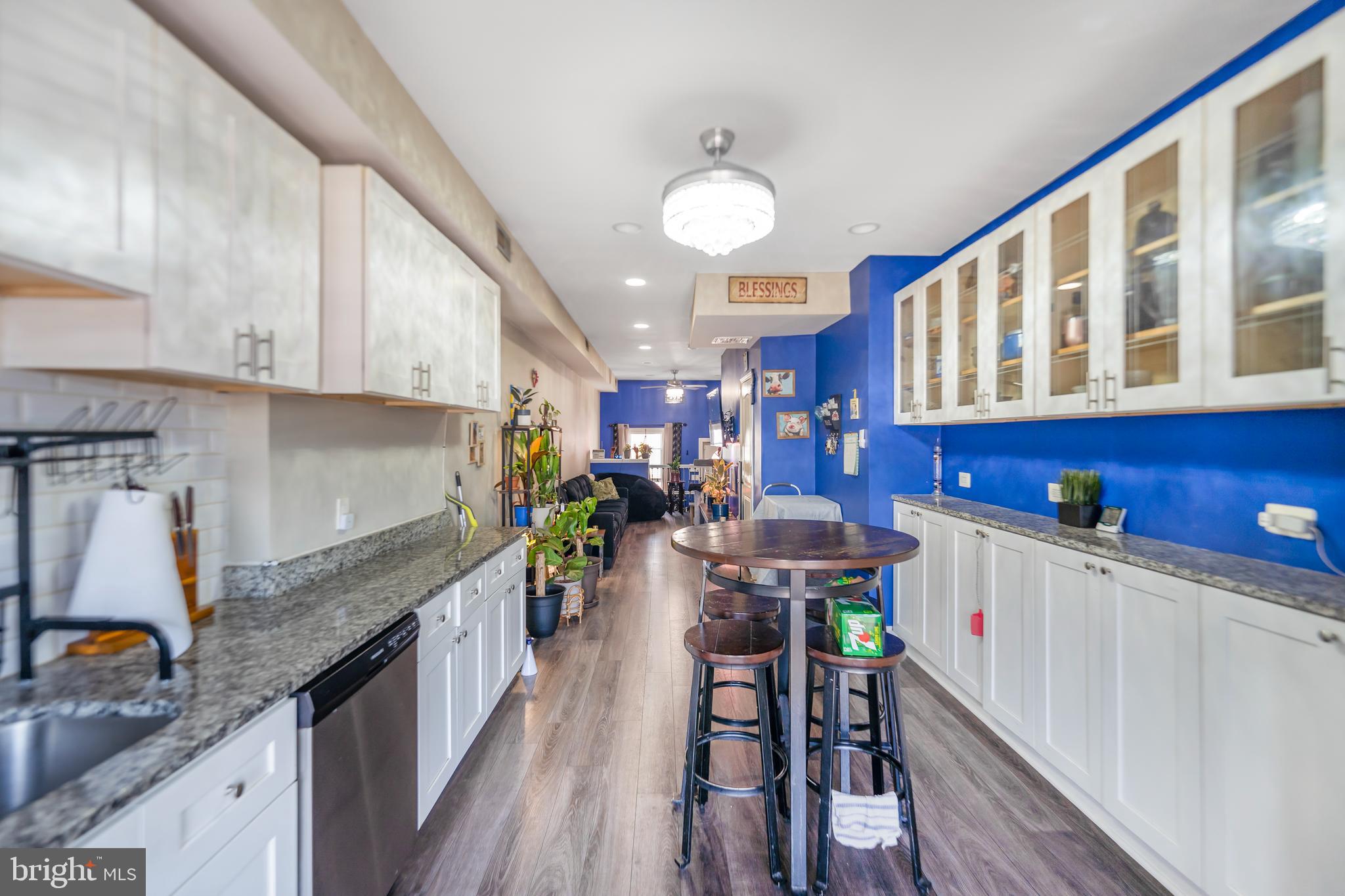 WASHINGTON VILLAGE - Residential