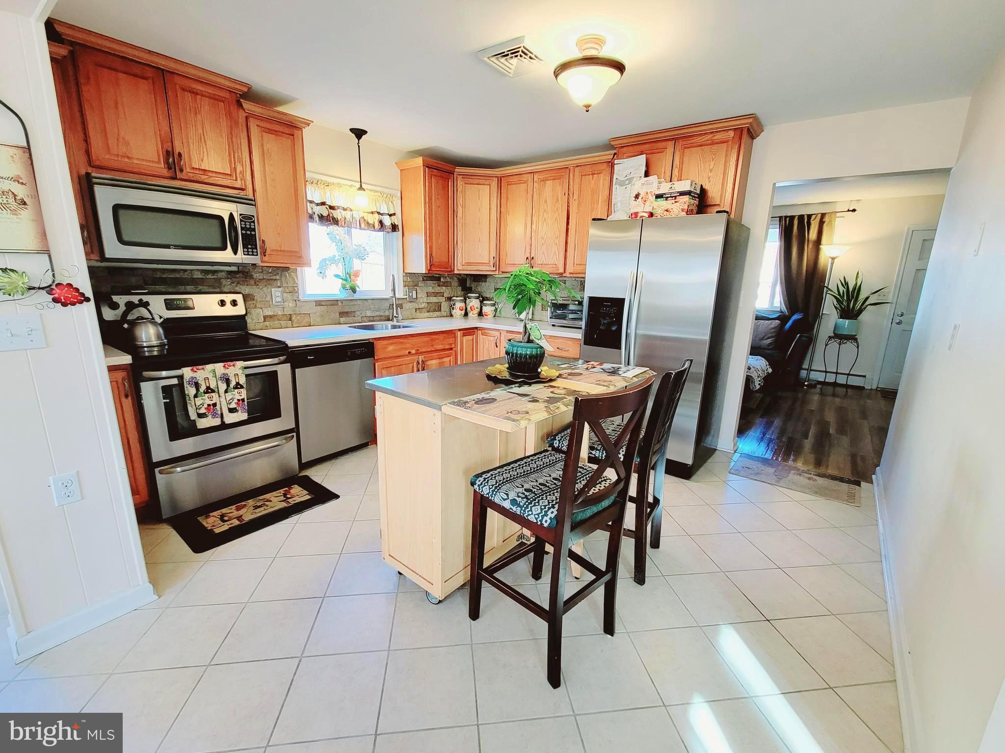 GLEN BURNIE HEIGHTS - Residential