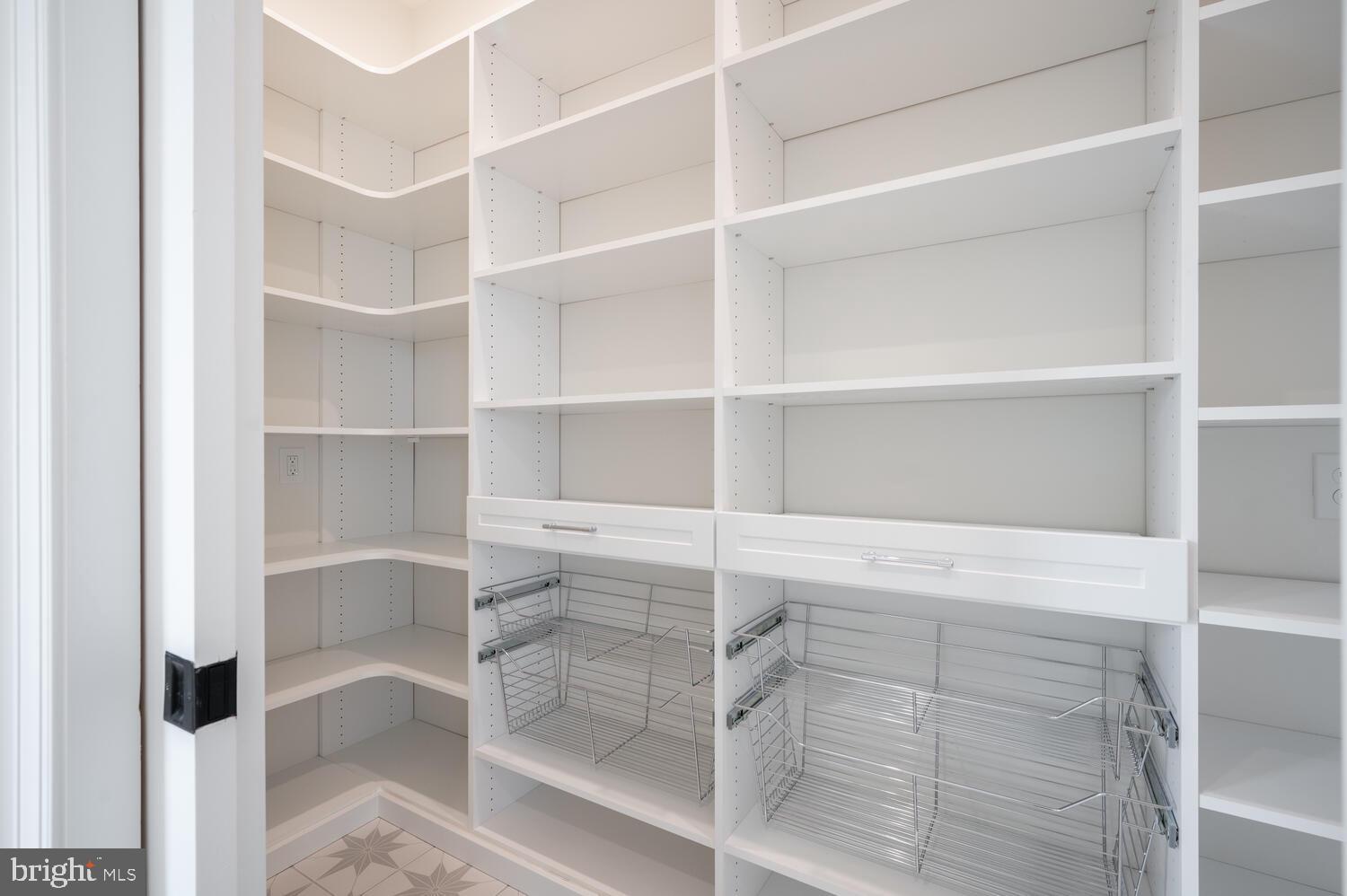 DEL RAY - Residential