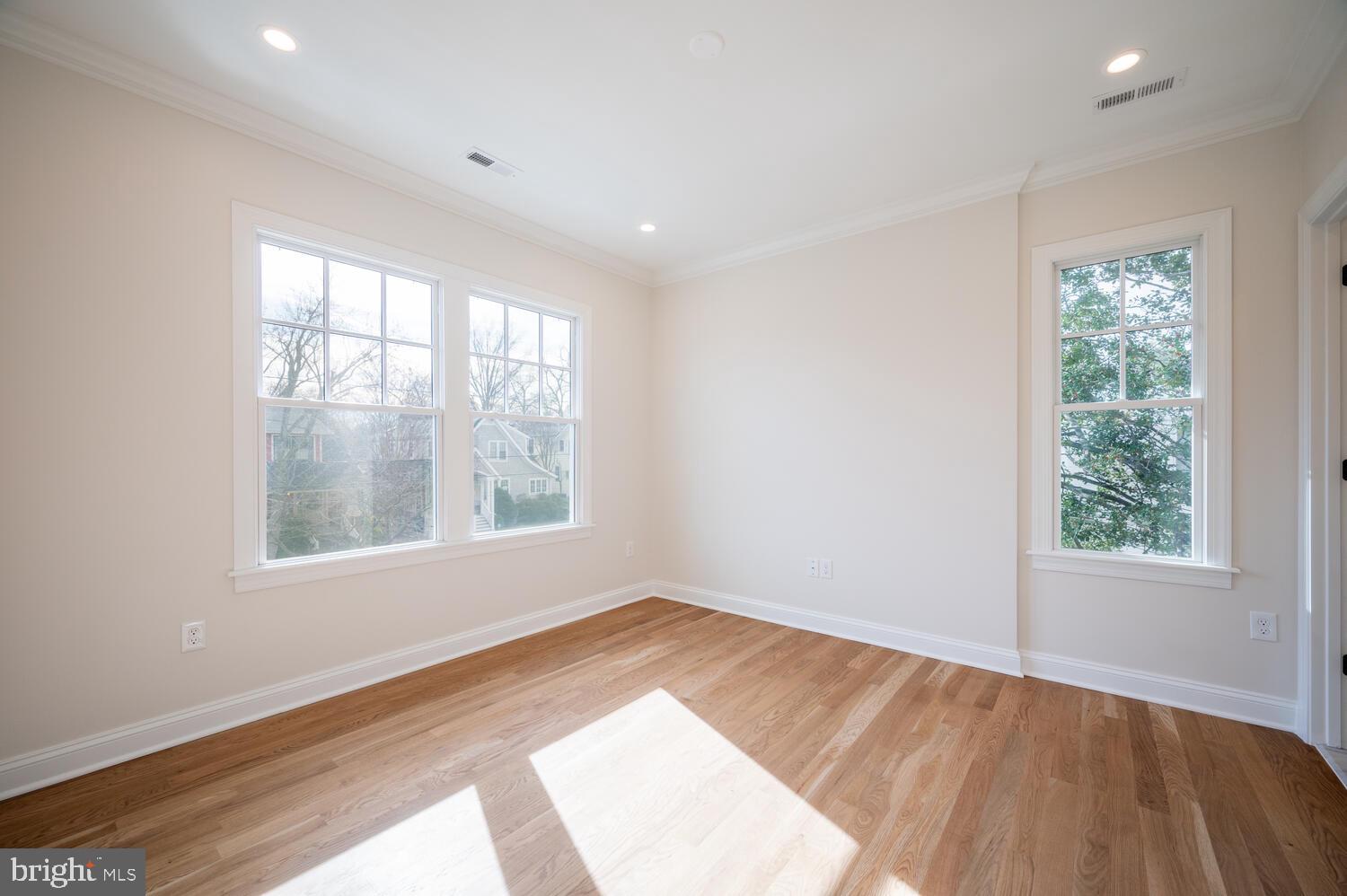 DEL RAY - Residential