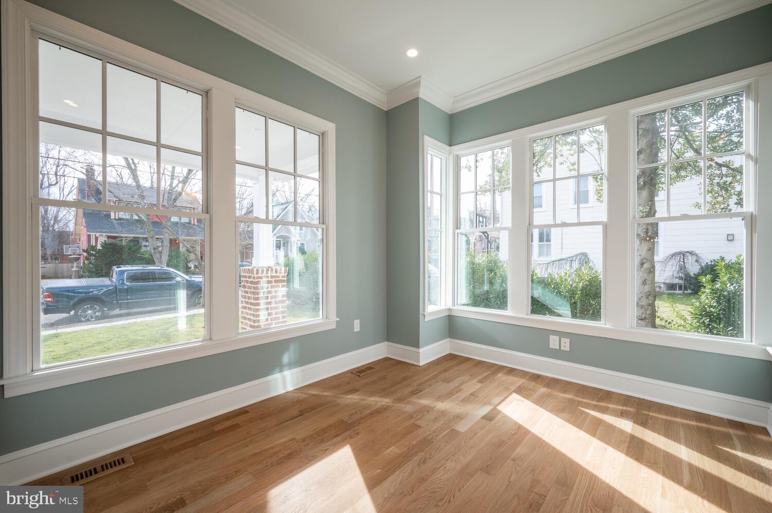 DEL RAY - Residential