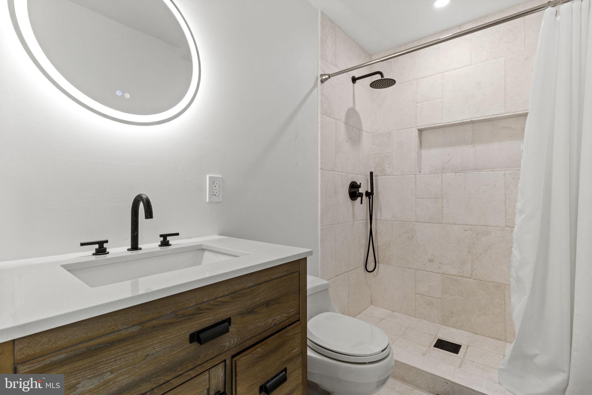 FALLSWOOD - Residential