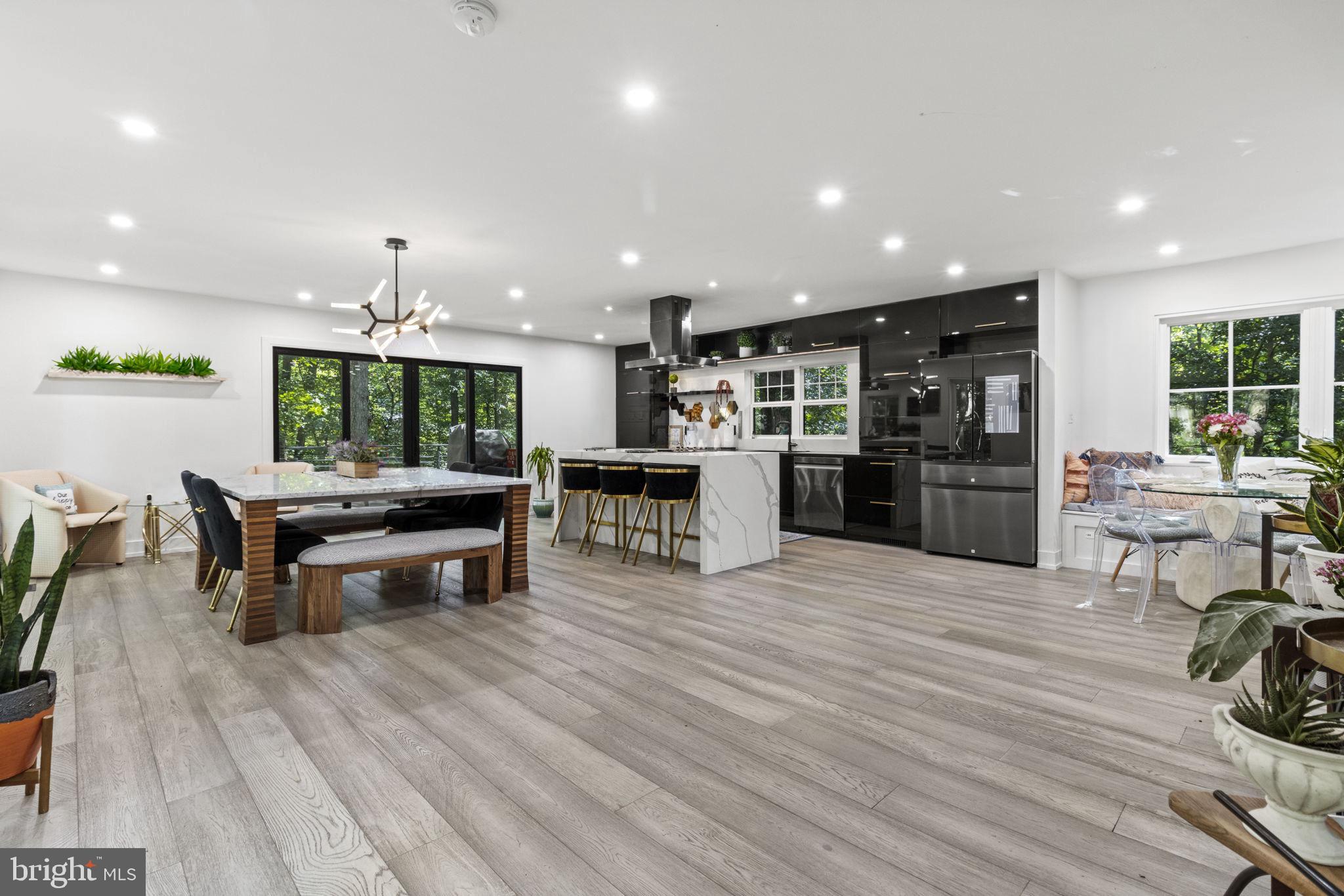 FALLSWOOD - Residential