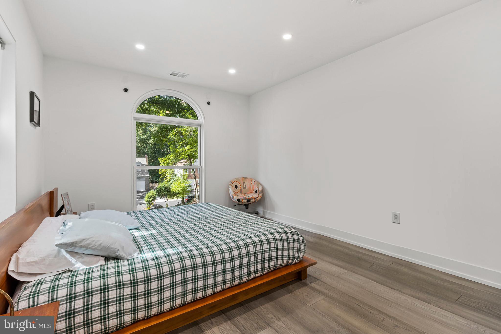 FALLSWOOD - Residential