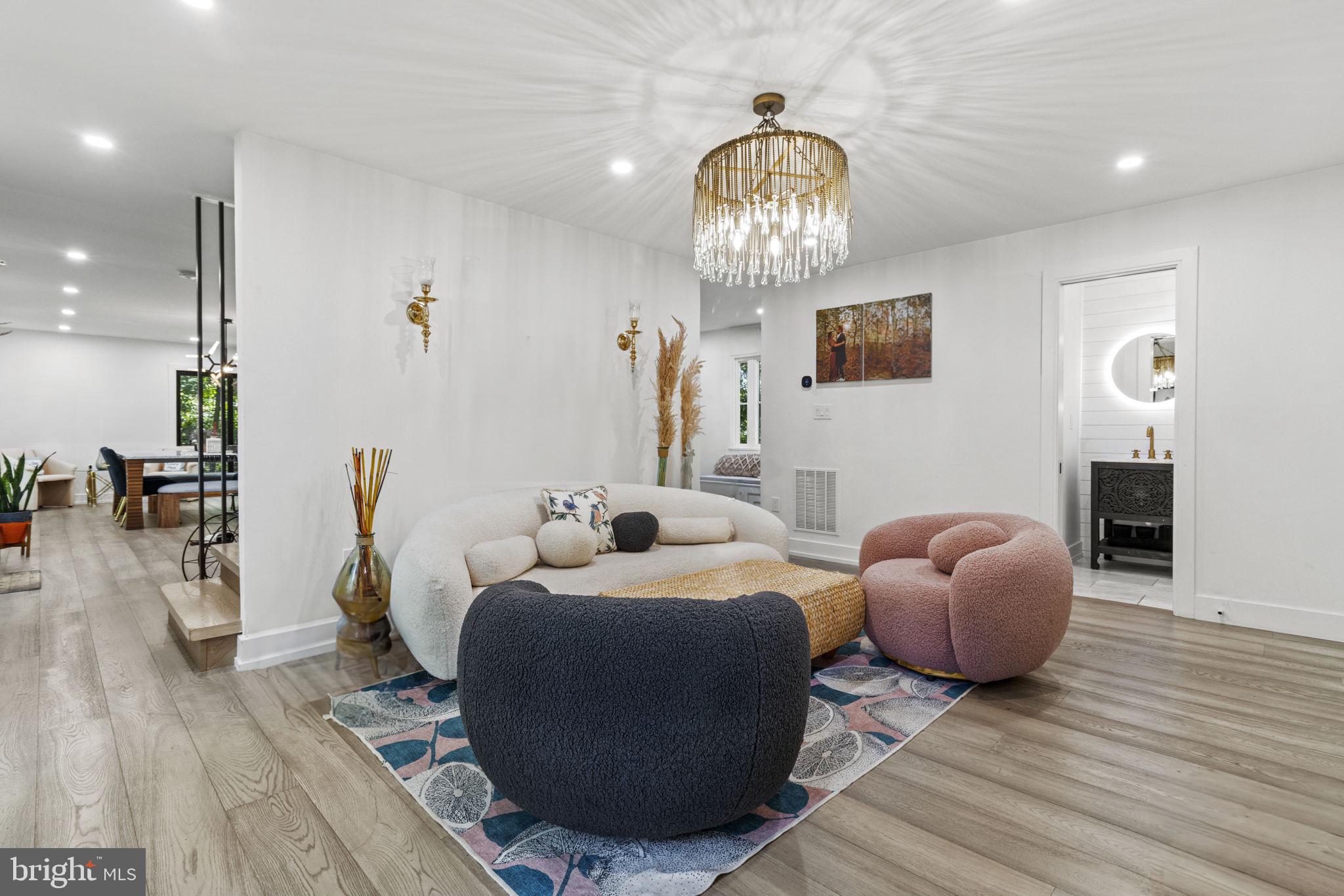 FALLSWOOD - Residential