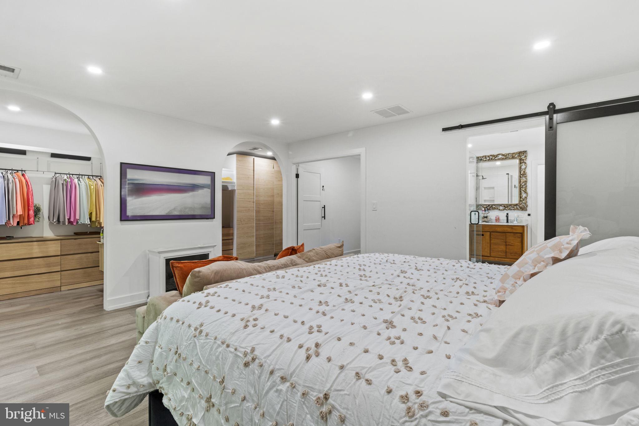 FALLSWOOD - Residential