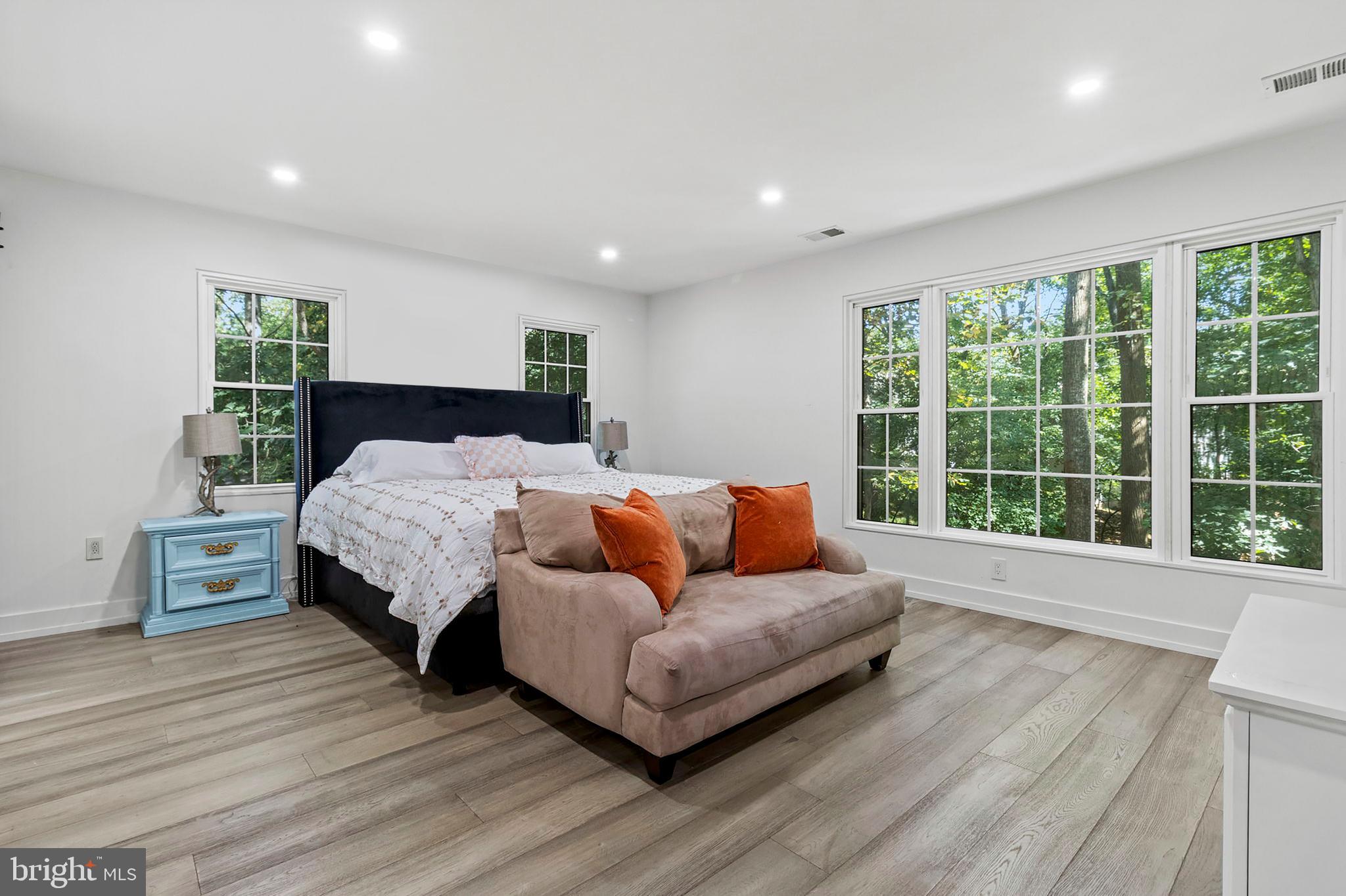 FALLSWOOD - Residential