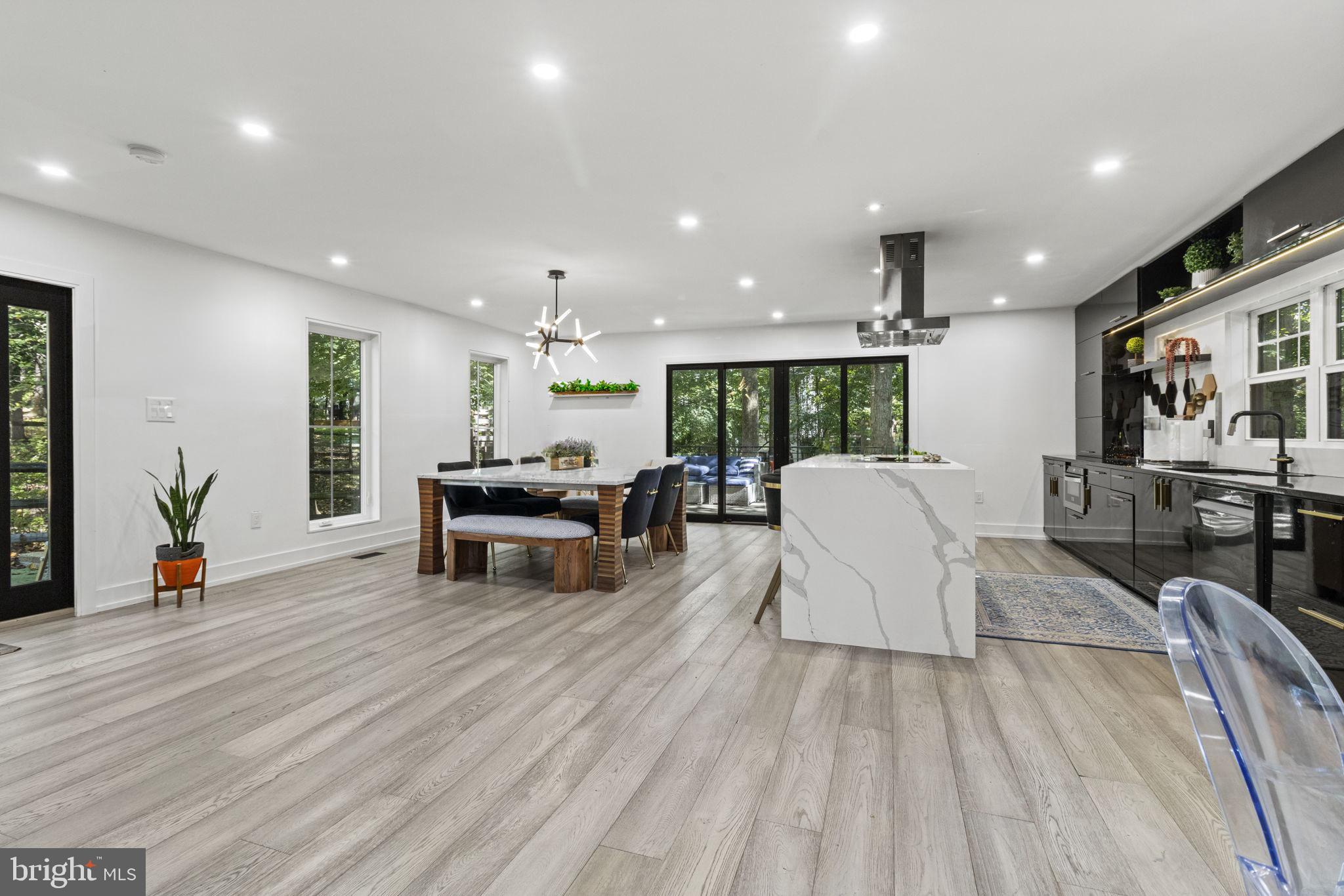 FALLSWOOD - Residential