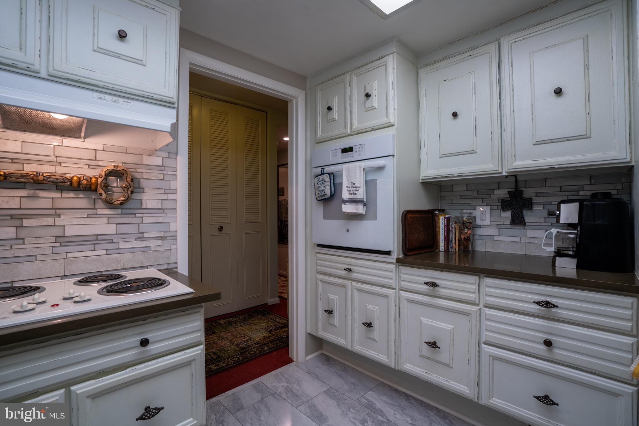 LEISURE WORLD - Residential