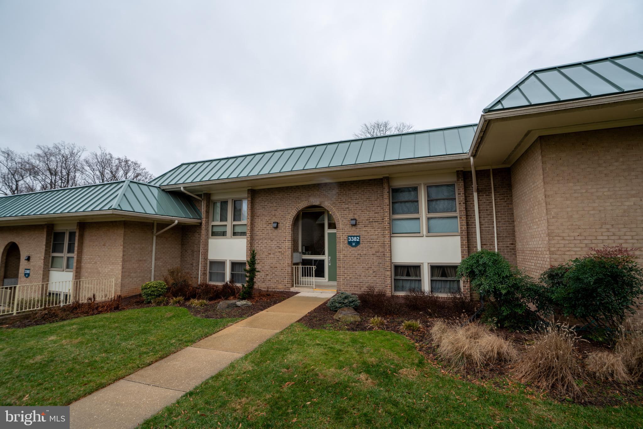 LEISURE WORLD - Residential