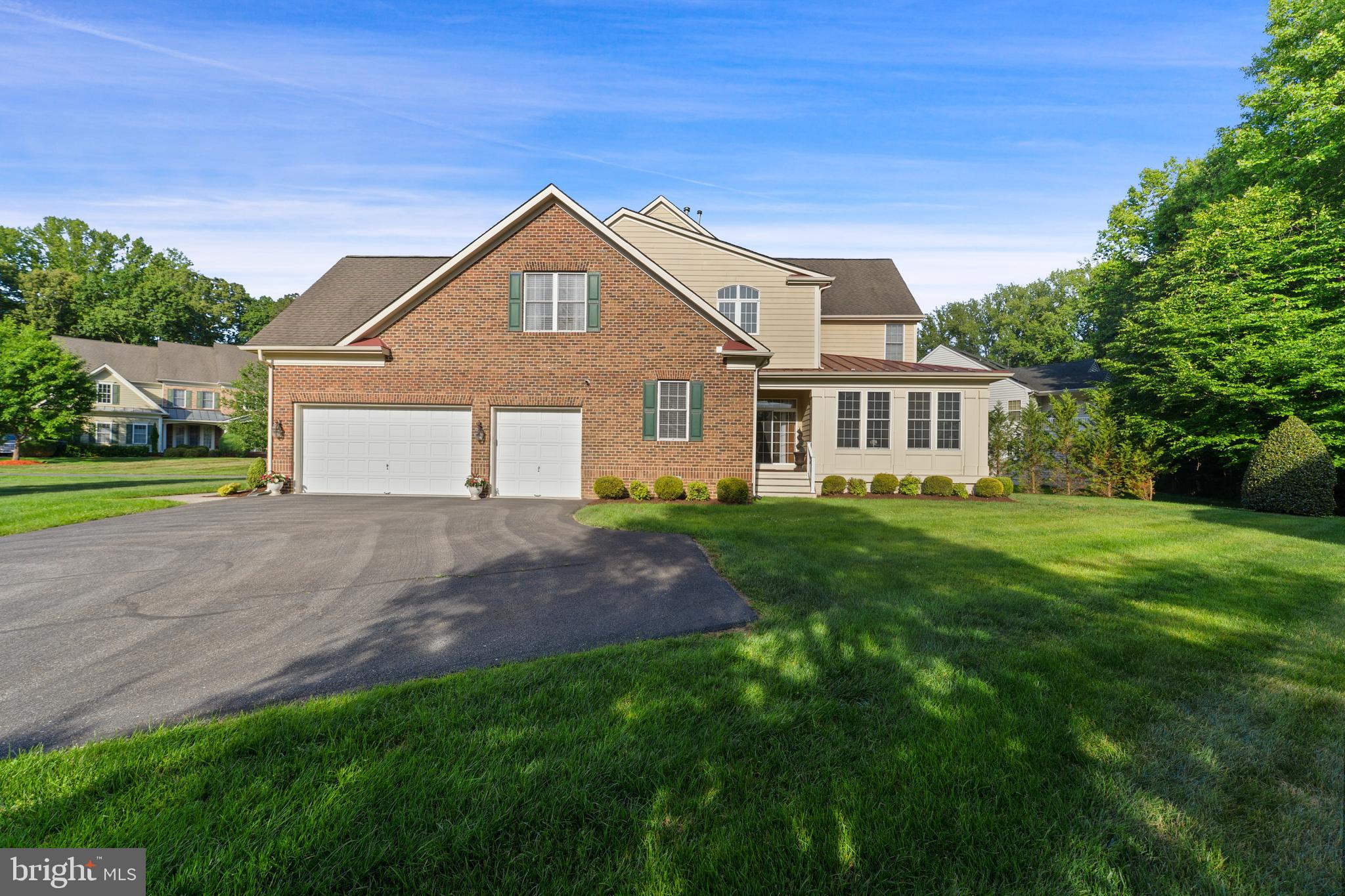 719 COFFREN PLACE