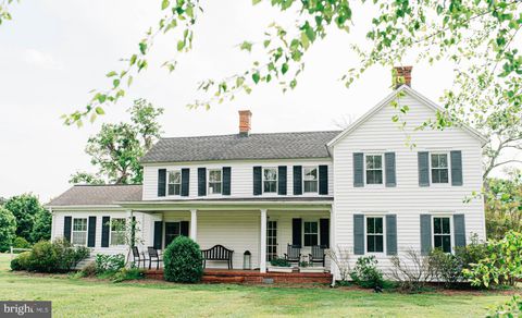 A home in WEEMS