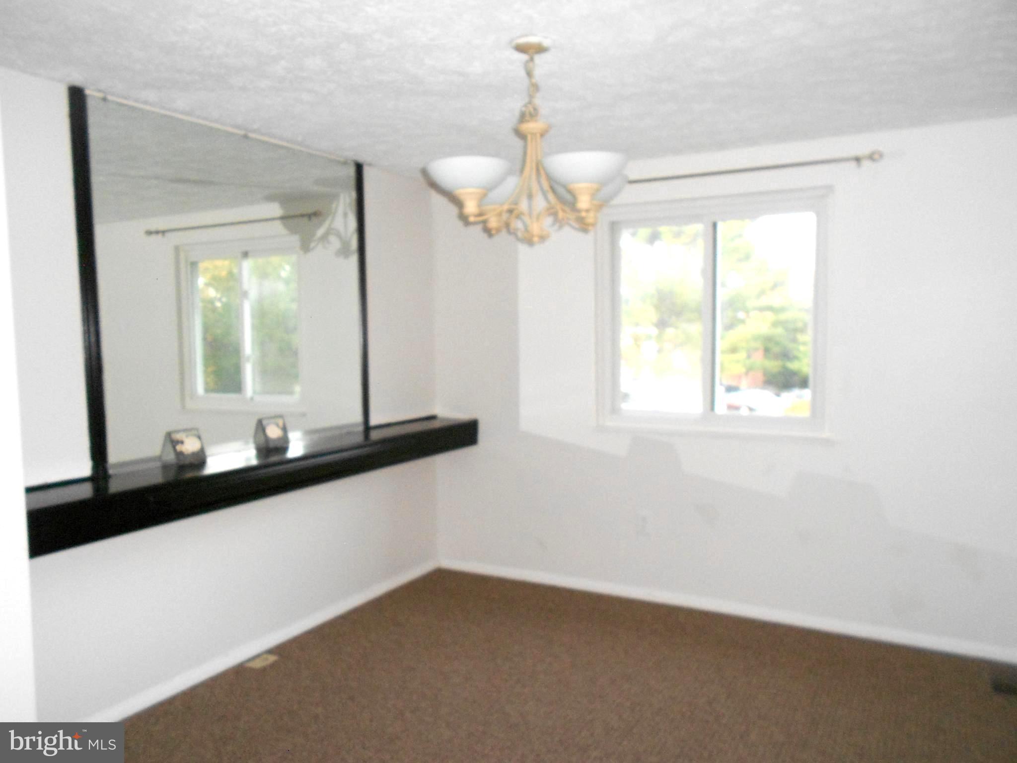 QUEEN ANNE VILLAGE - Residential Lease