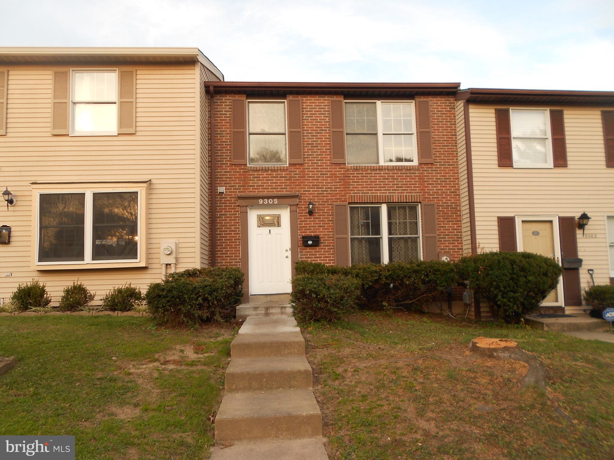 QUEEN ANNE VILLAGE - Residential Lease