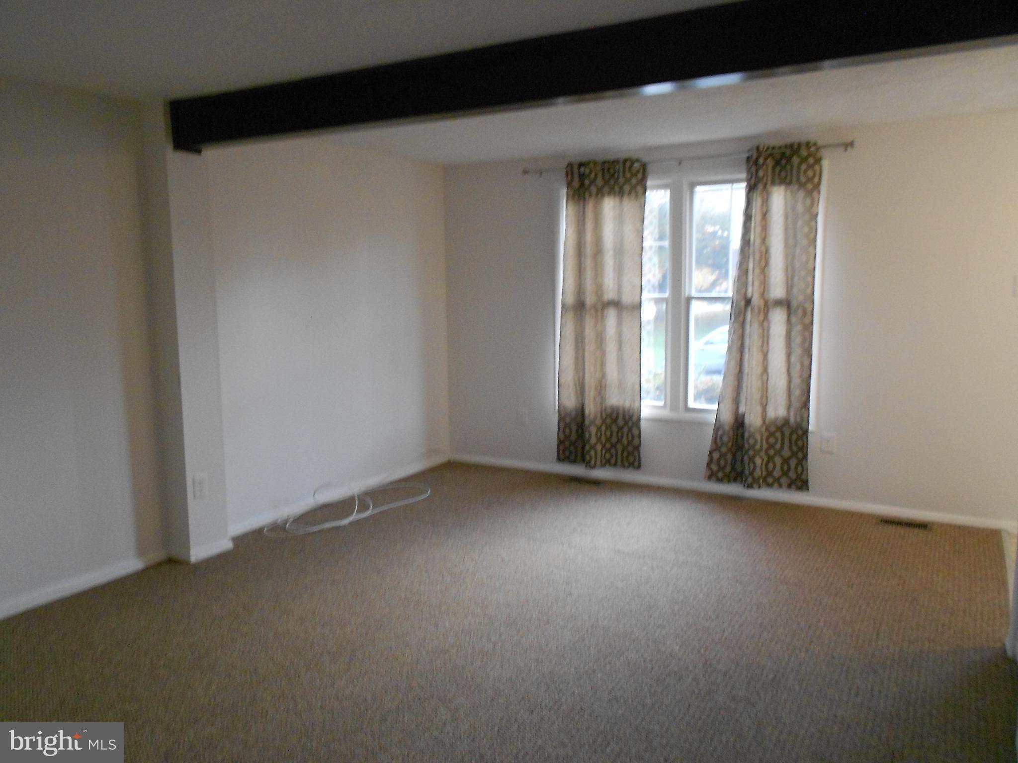 QUEEN ANNE VILLAGE - Residential Lease