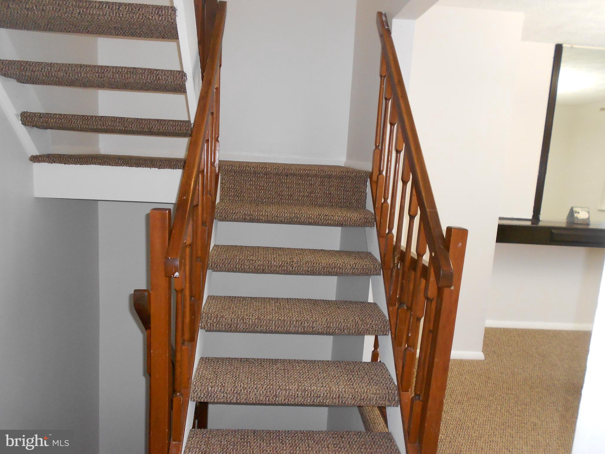 QUEEN ANNE VILLAGE - Residential Lease