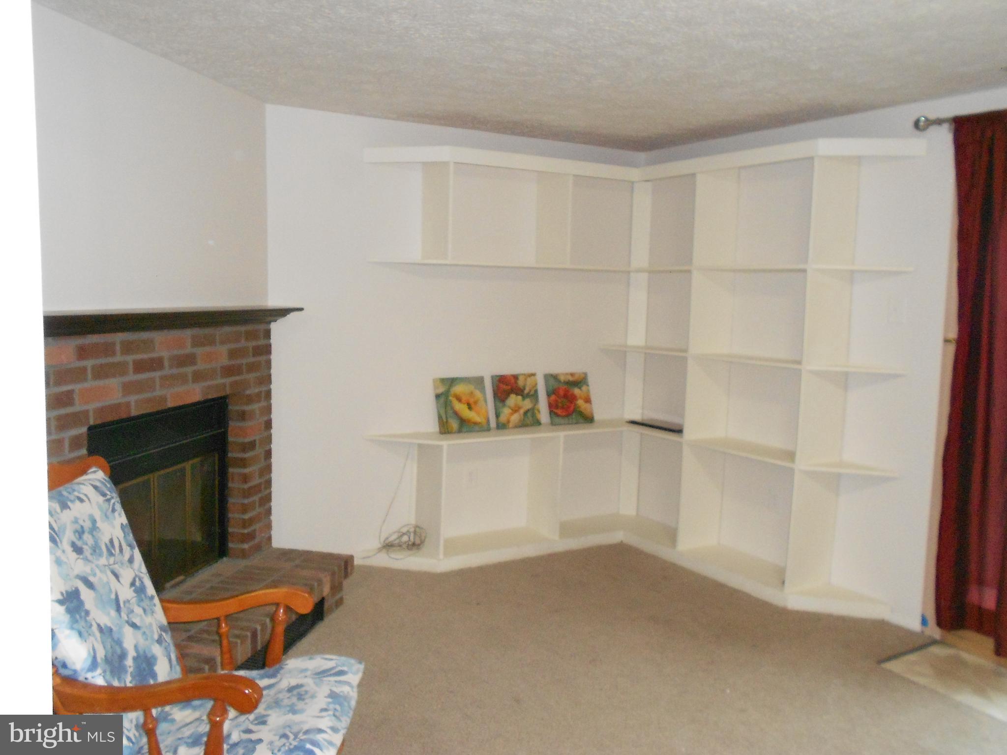 QUEEN ANNE VILLAGE - Residential Lease