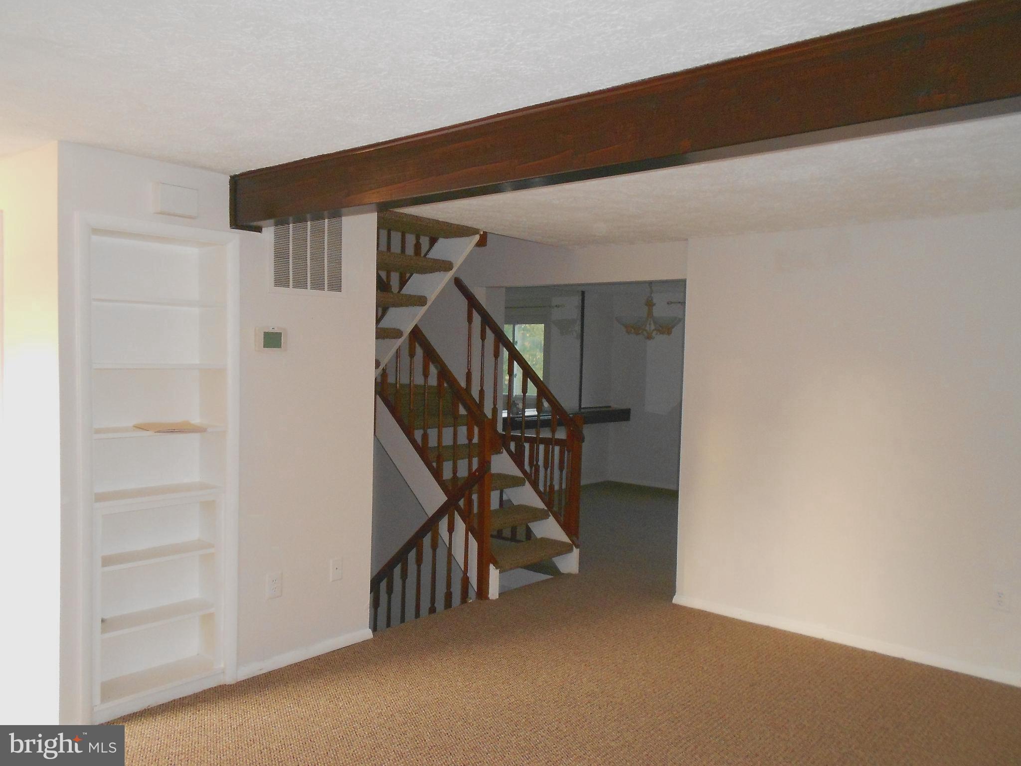 QUEEN ANNE VILLAGE - Residential Lease