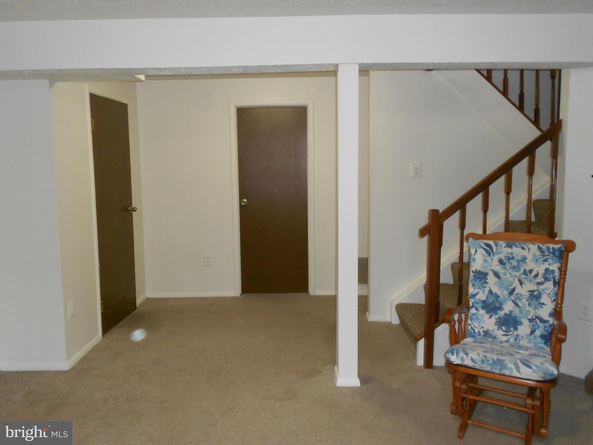 QUEEN ANNE VILLAGE - Residential Lease