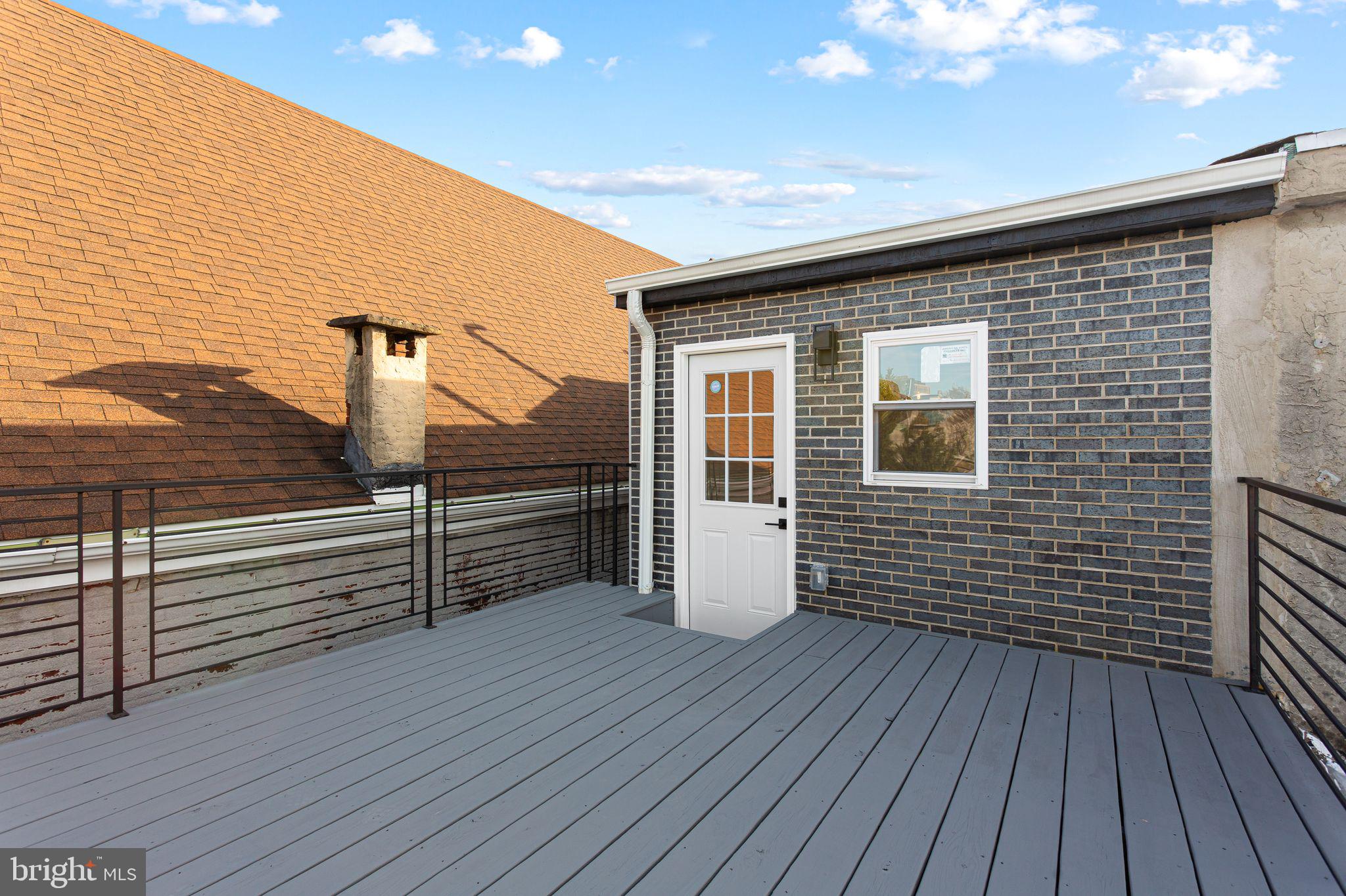 POINT BREEZE - Residential