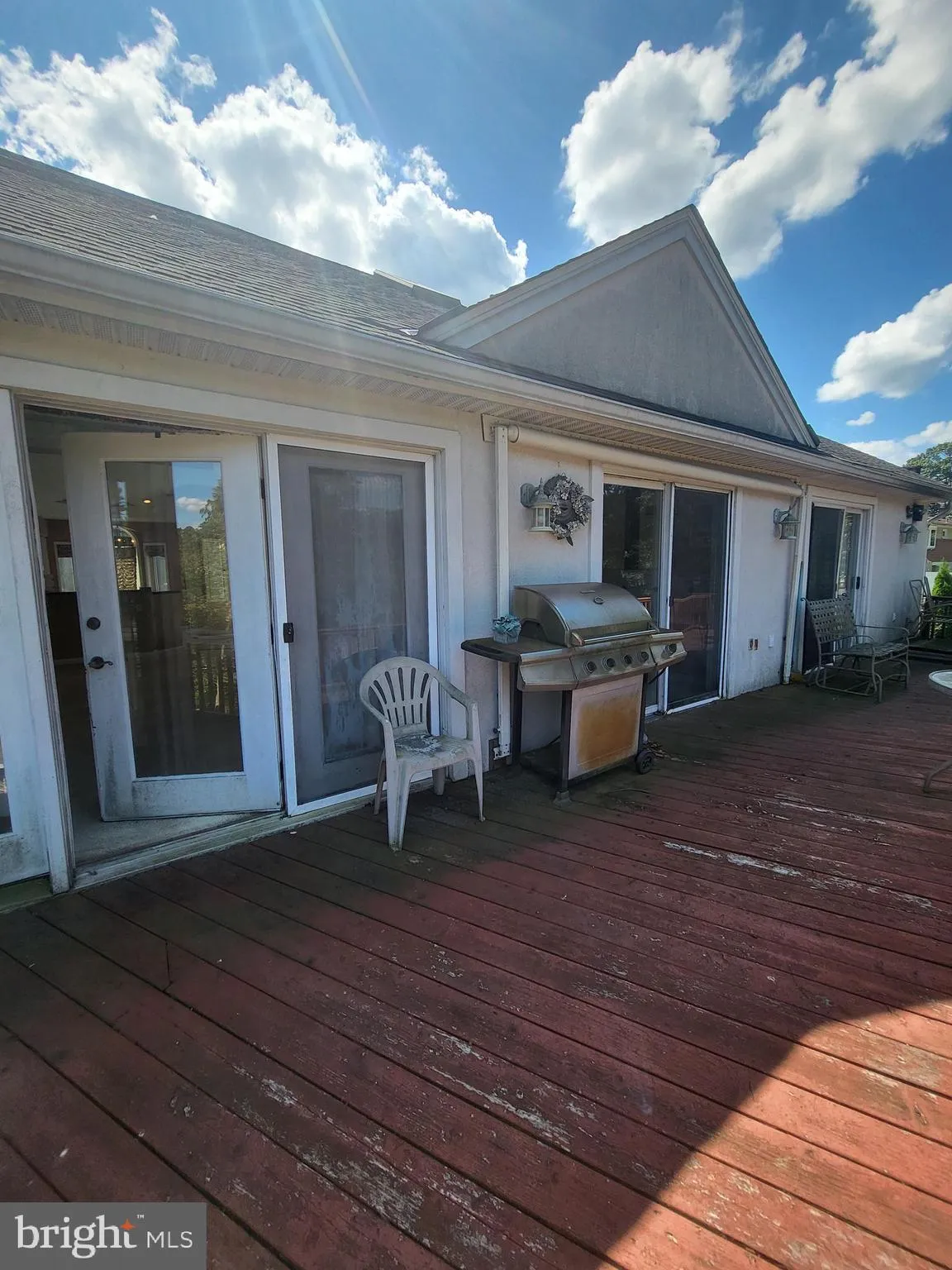 Reading, Pennsylvania 19605, United States, 2 Bedrooms Bedrooms, ,2 BathroomsBathrooms,Residential,Pending,206537