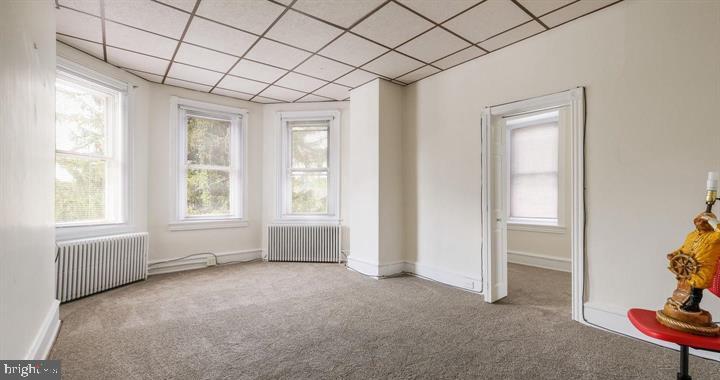 ELKINS PARK - Residential Income