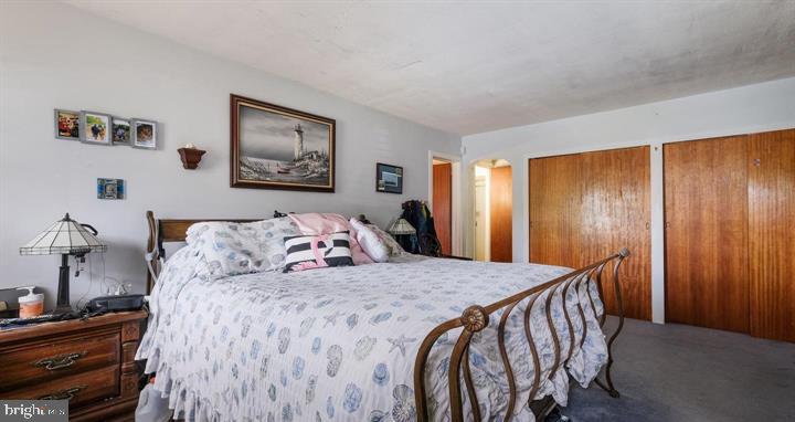 ELKINS PARK - Residential Income