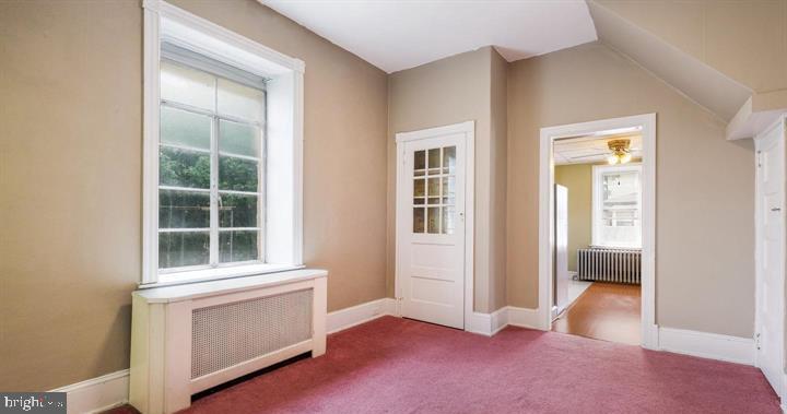 ELKINS PARK - Residential Income