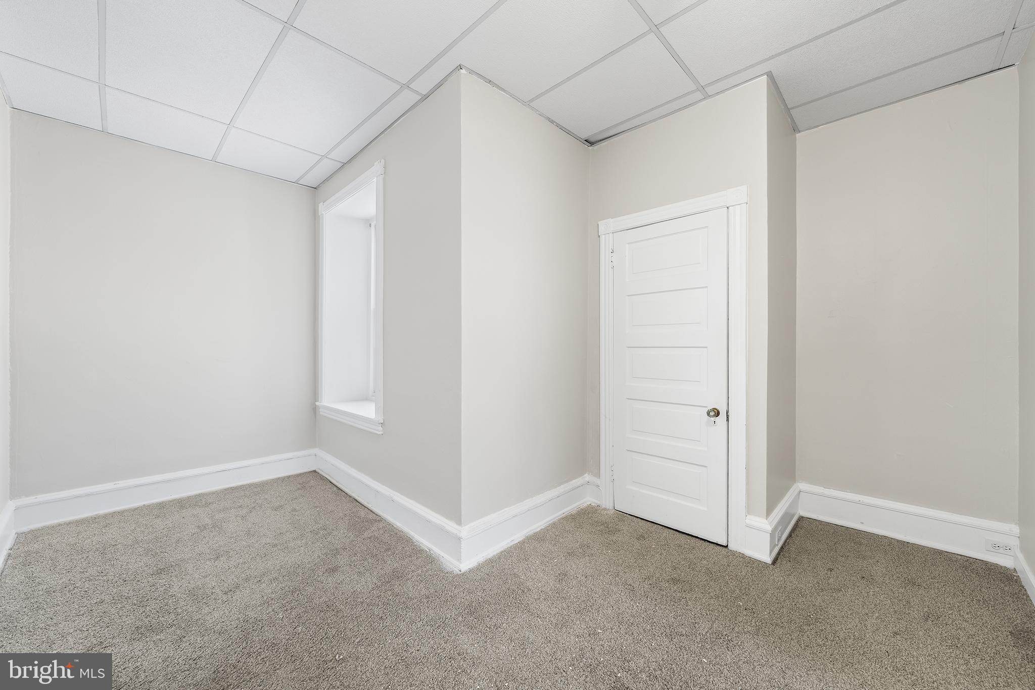 ELKINS PARK - Residential Income