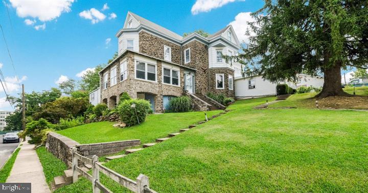 ELKINS PARK - Residential Income