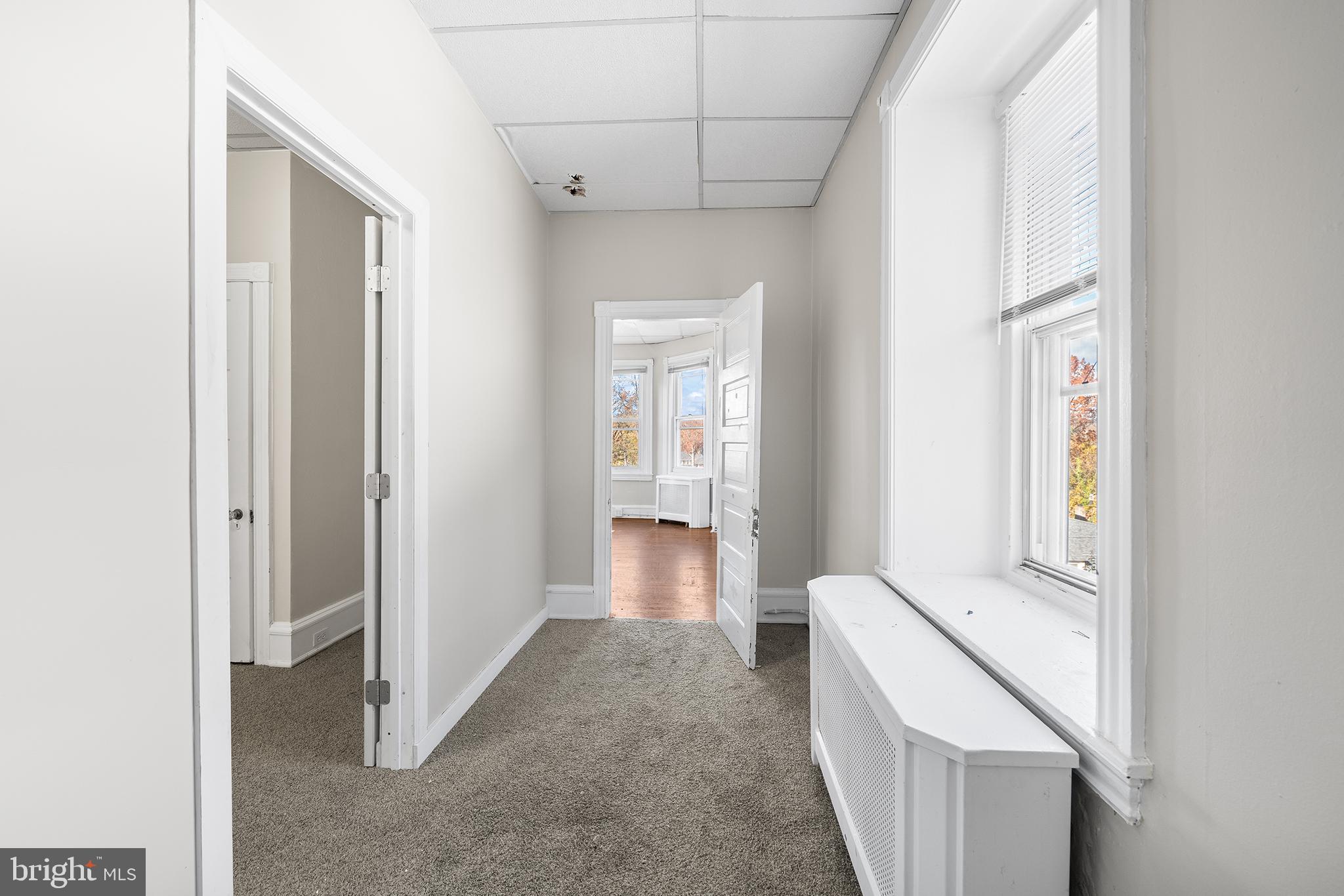 ELKINS PARK - Residential Income