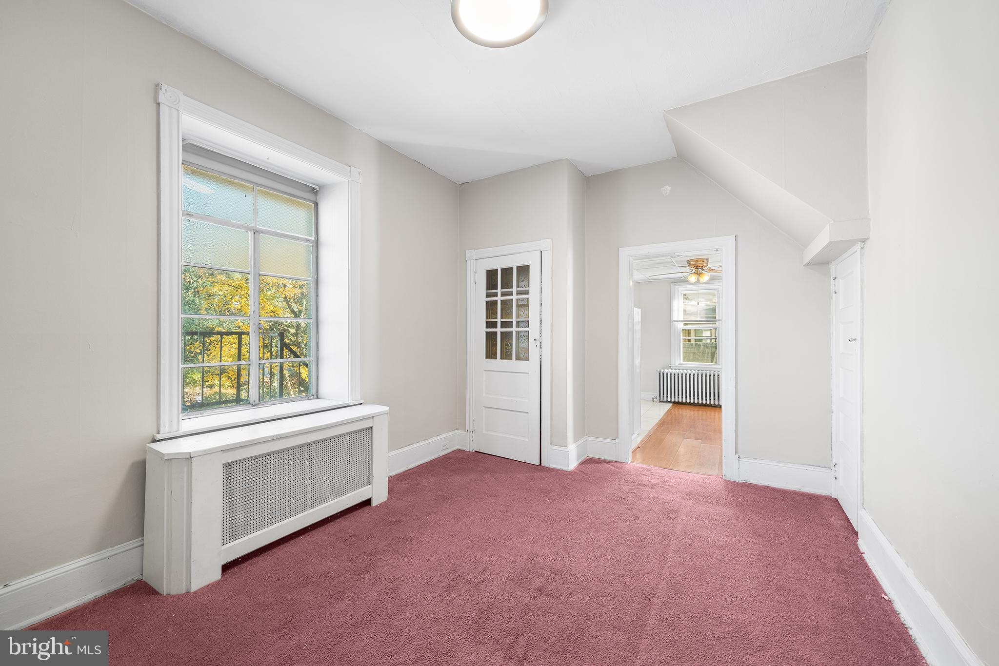 ELKINS PARK - Residential Income