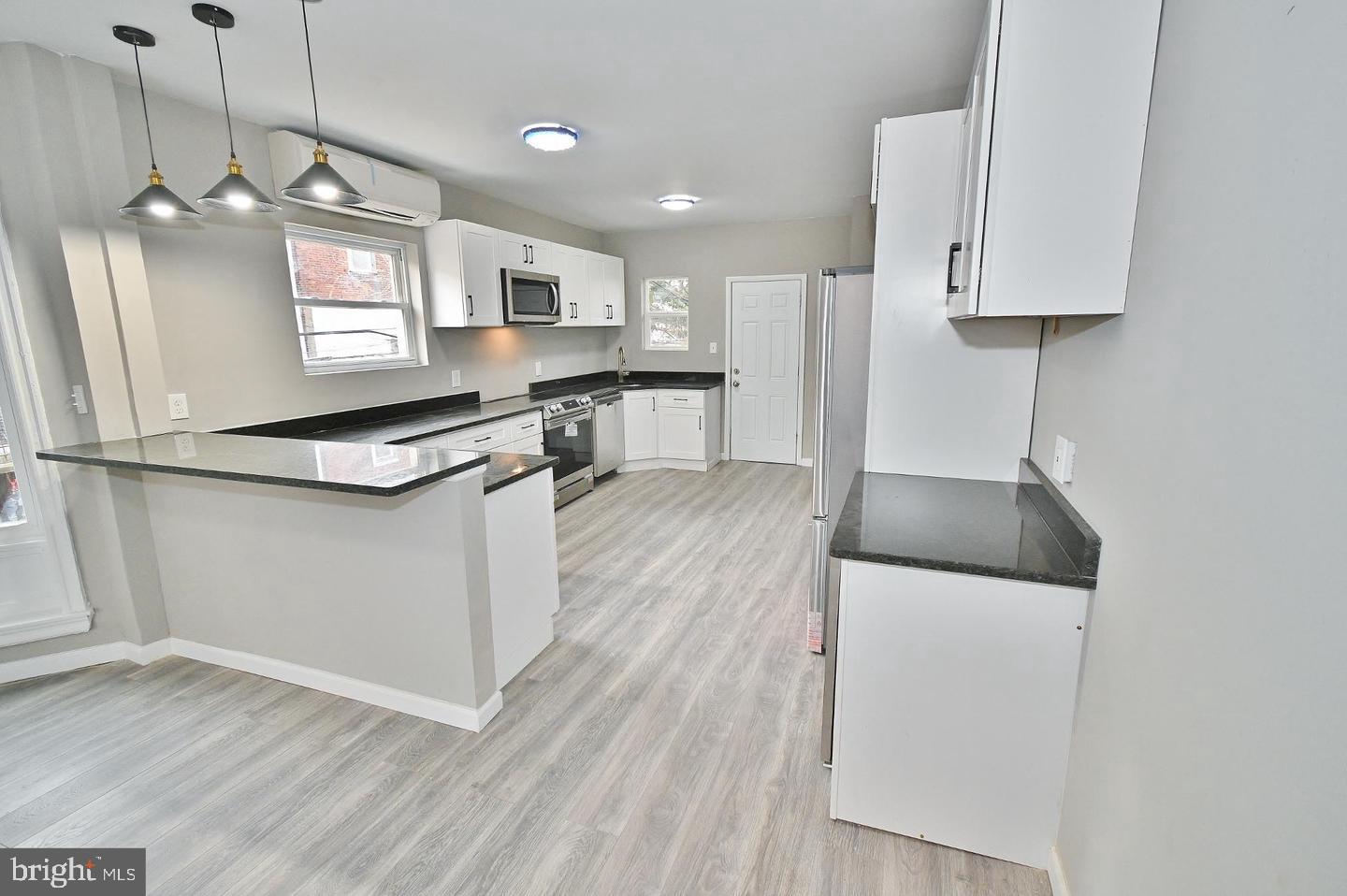 CARROLL PARK - Residential Lease