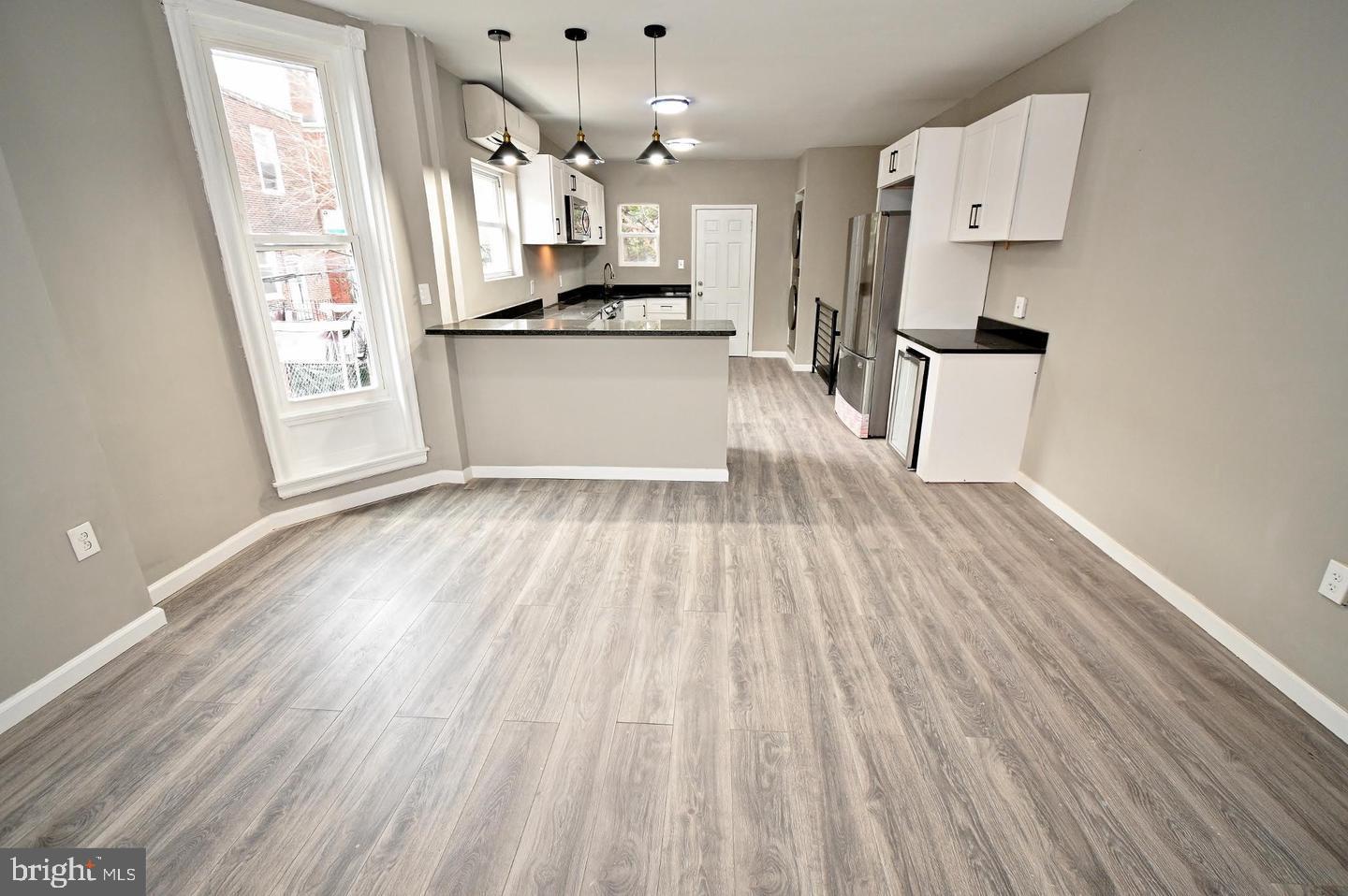 CARROLL PARK - Residential Lease