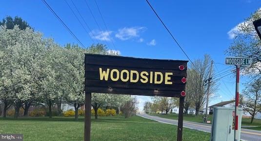 3 recently surveyed lots in Woodside Acres being sold together. Public water and sewer hook-up available, close to schools, hospital and downtown Berkeley Springs. This central location provides quick & easy access to I-70.