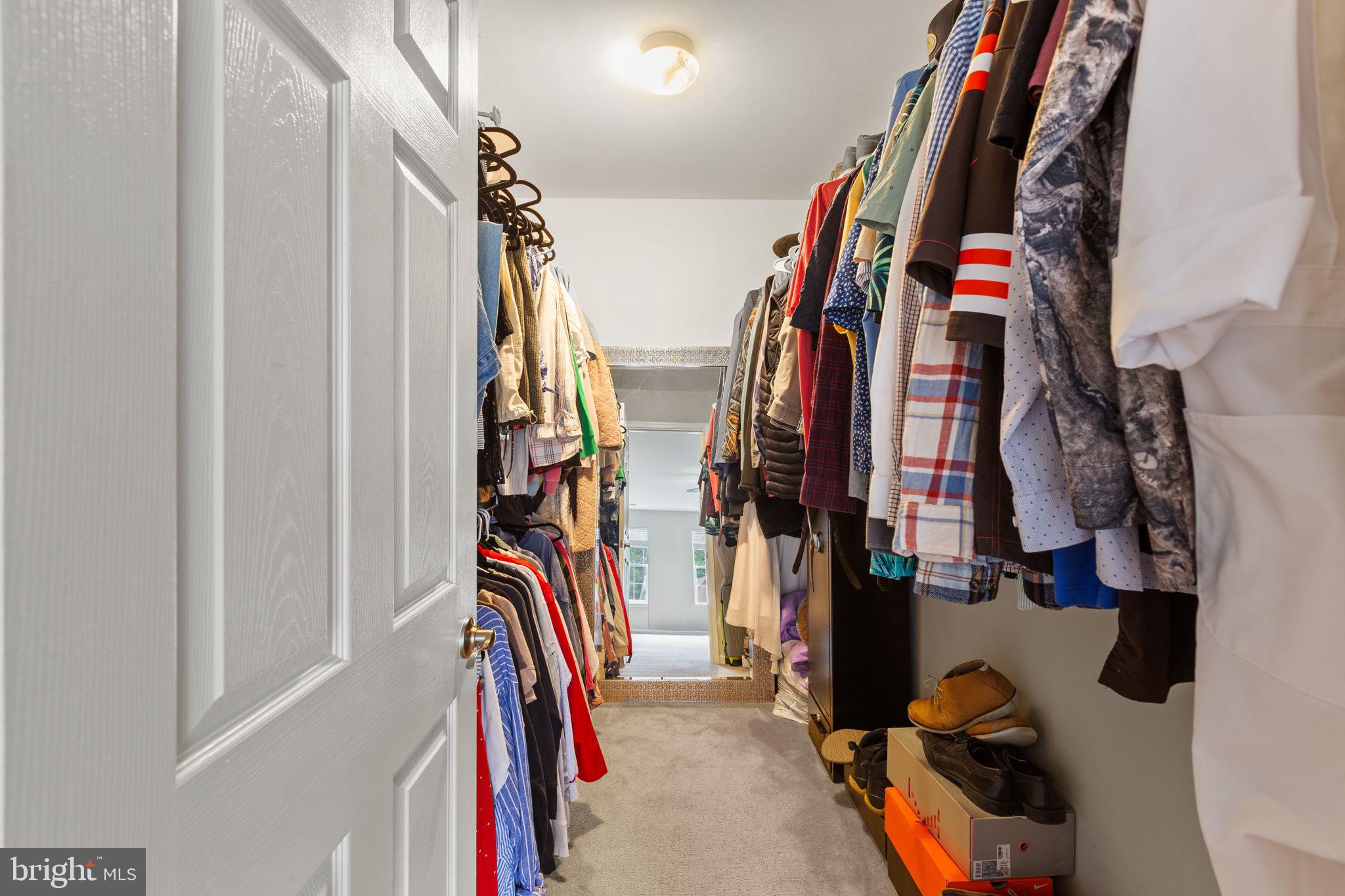 SOUTHWOODS - Residential