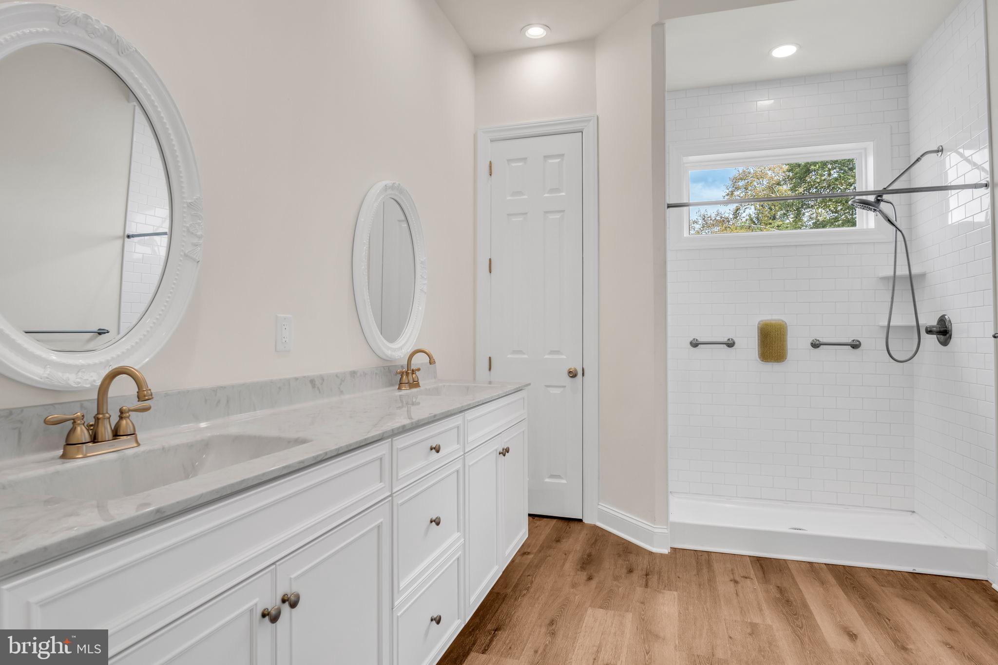 EAST YORK - Residential