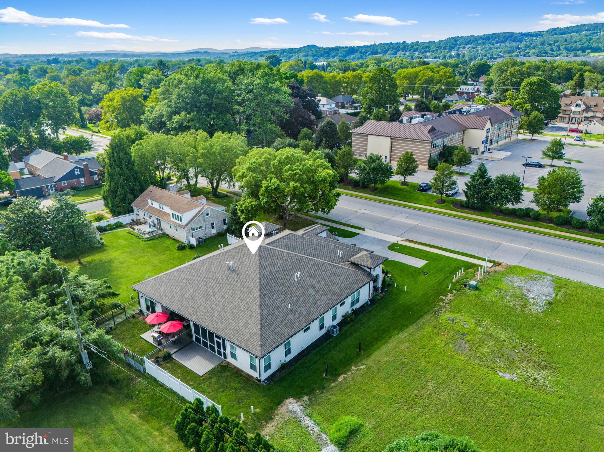 EAST YORK - Residential