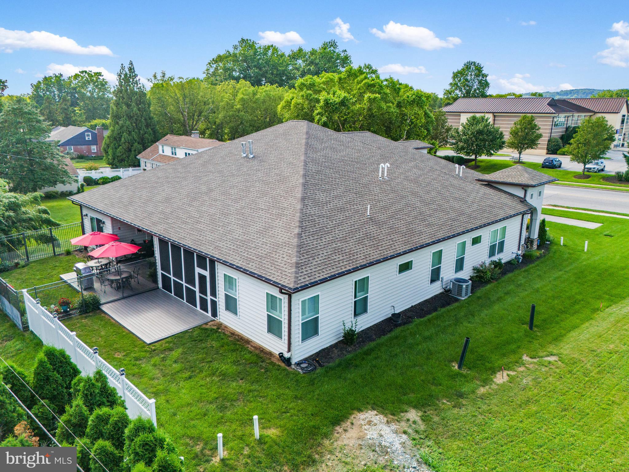 EAST YORK - Residential