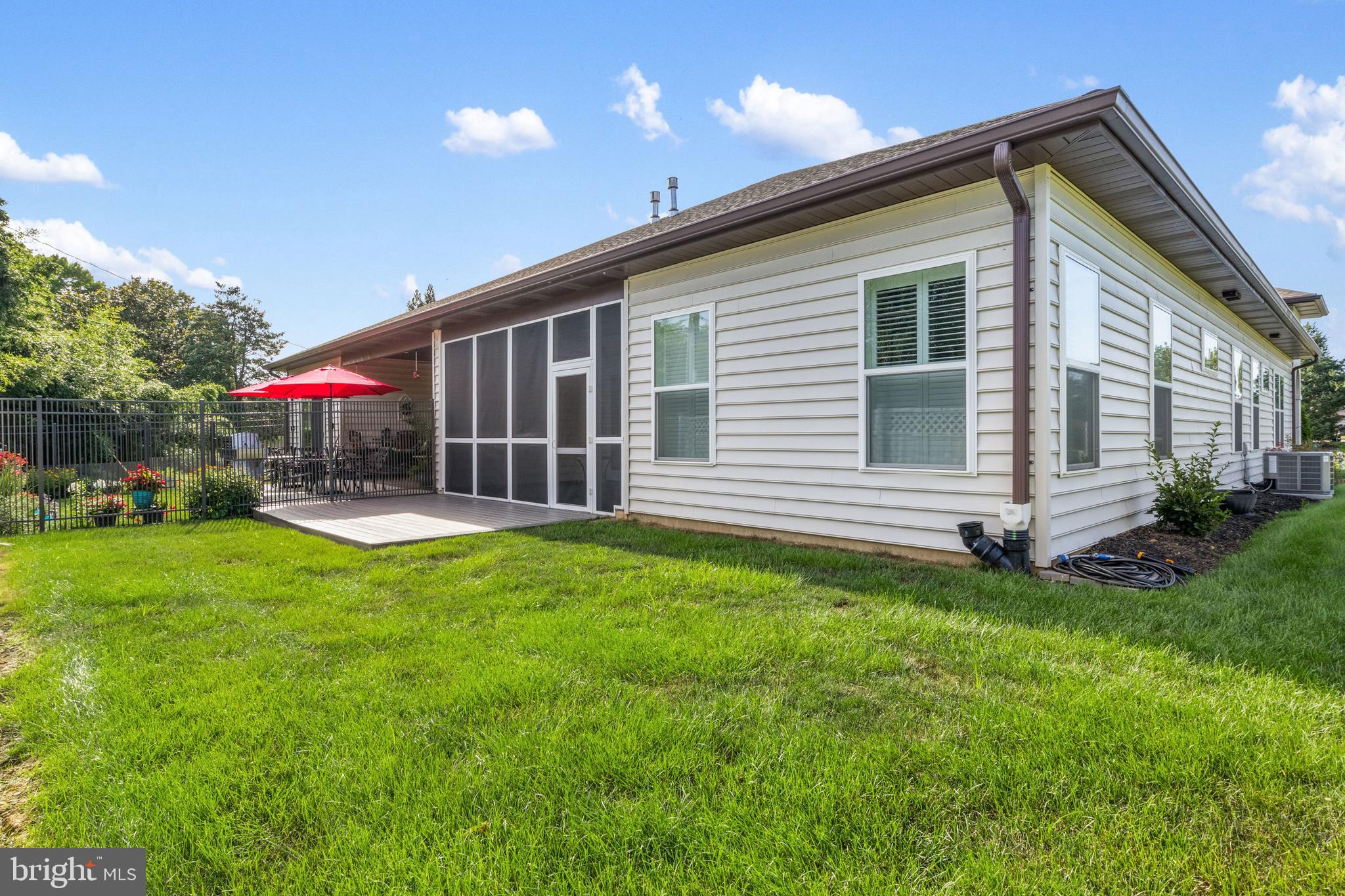 EAST YORK - Residential